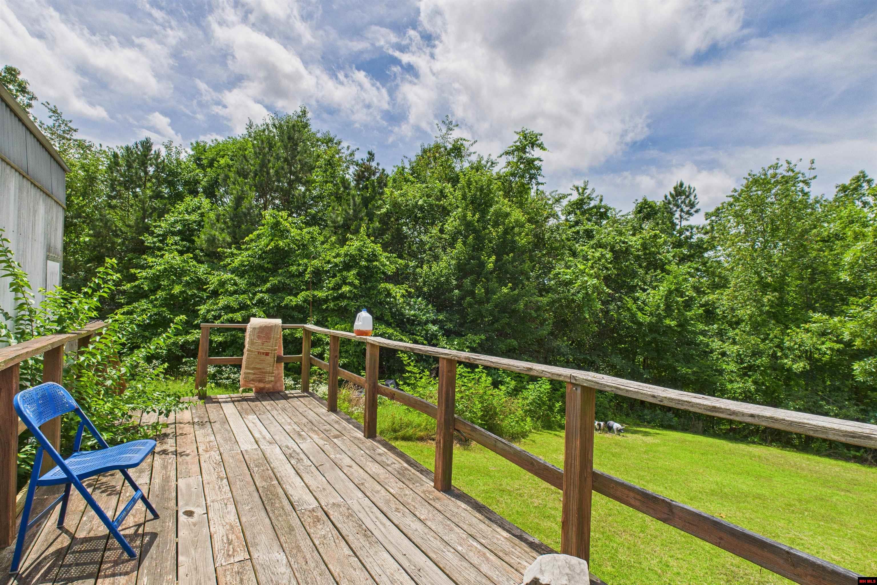 277 CHEROKEE RIDGE LANE Yellville, AR