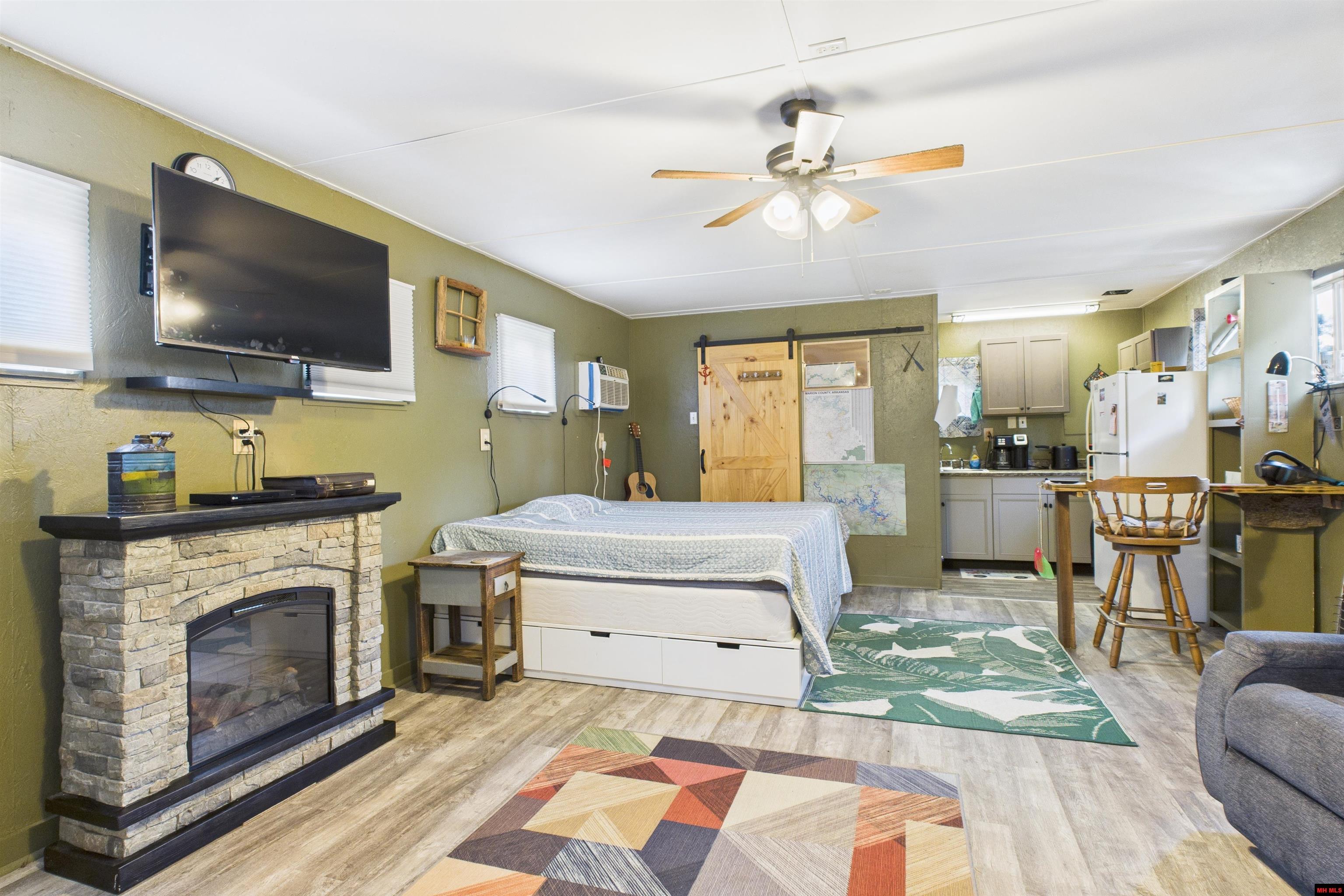 277 CHEROKEE RIDGE LANE Yellville, AR