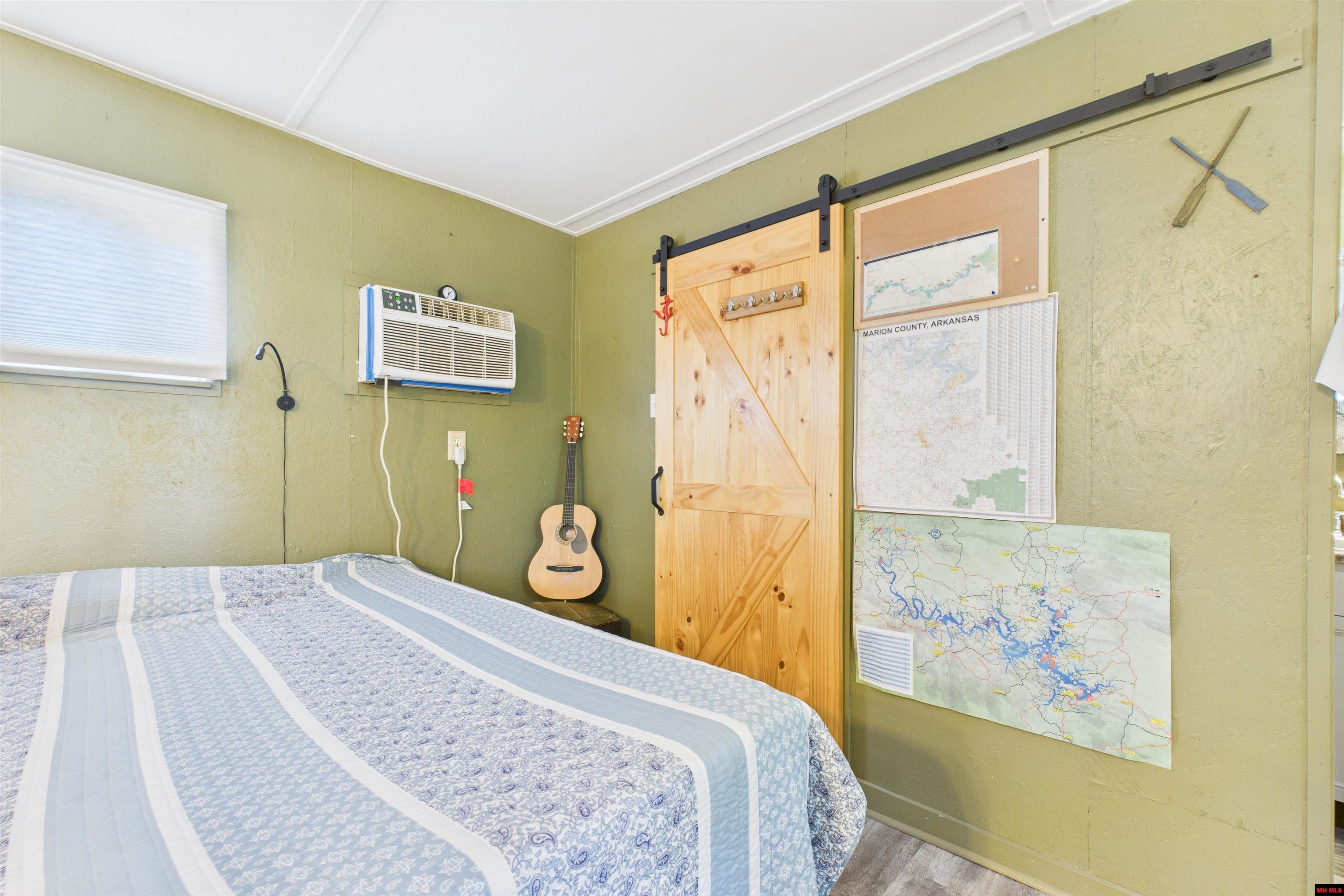 277 CHEROKEE RIDGE LANE Yellville, AR
