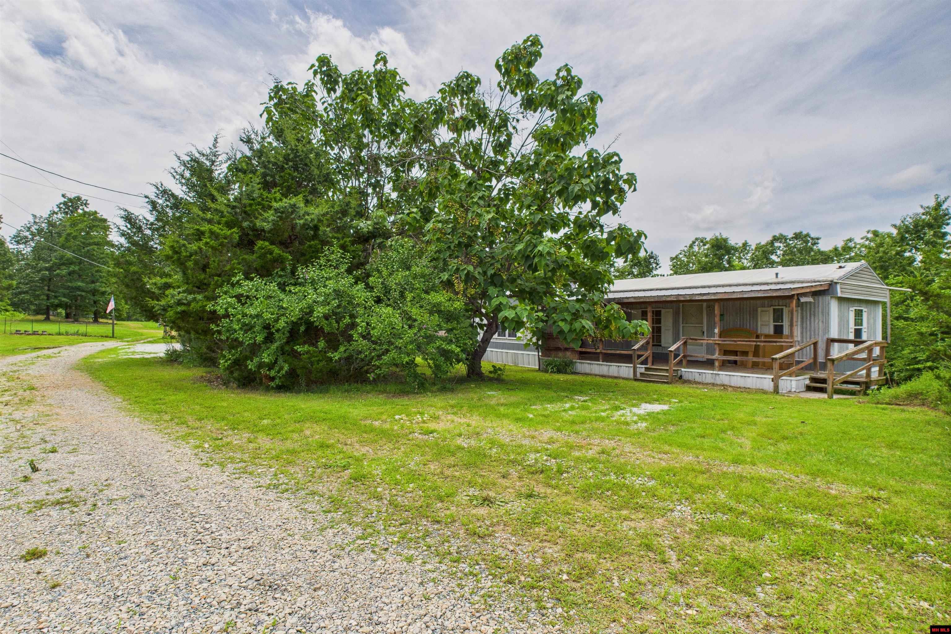 277 CHEROKEE RIDGE LANE Yellville, AR