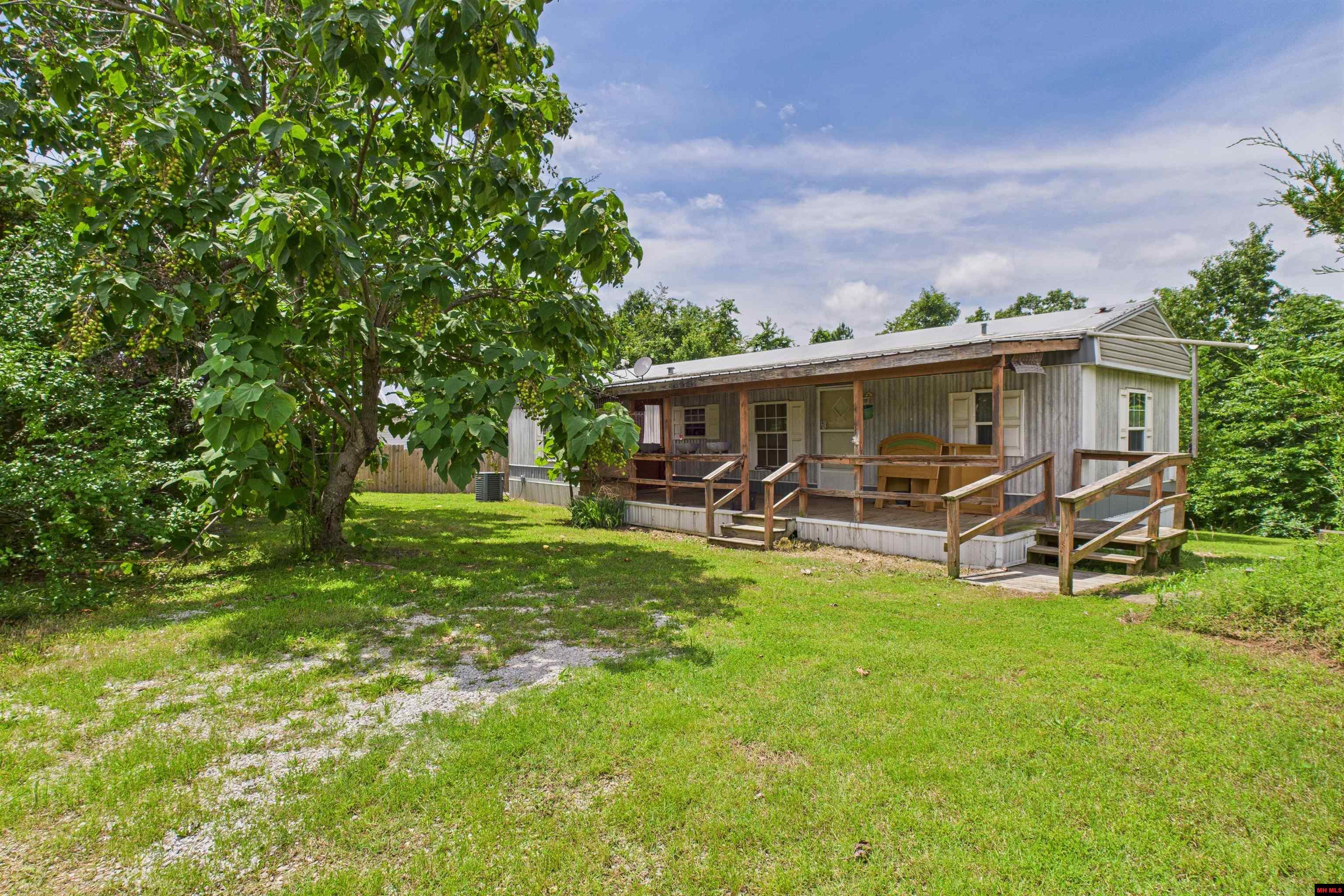 277 CHEROKEE RIDGE LANE Yellville, AR
