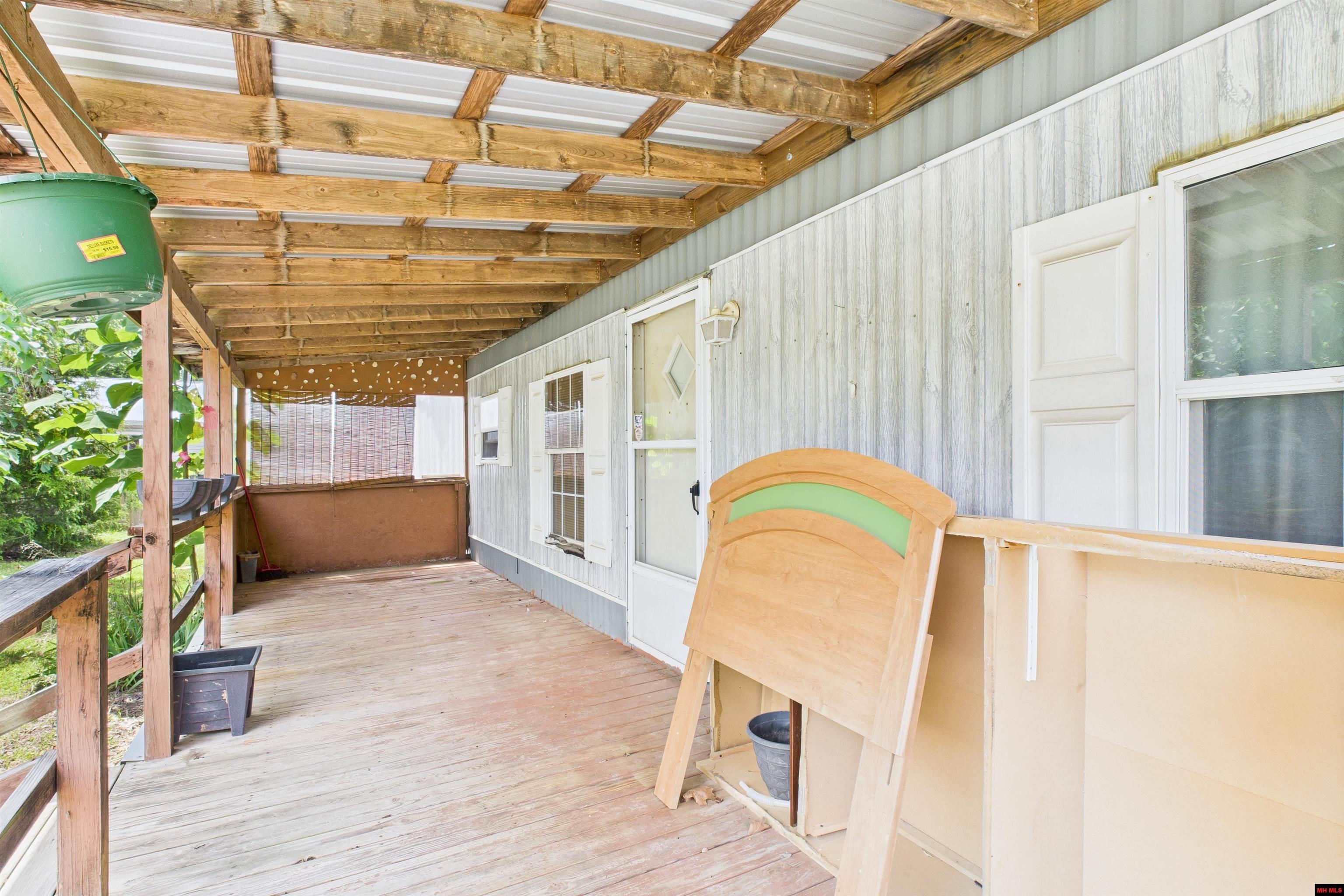 277 CHEROKEE RIDGE LANE Yellville, AR