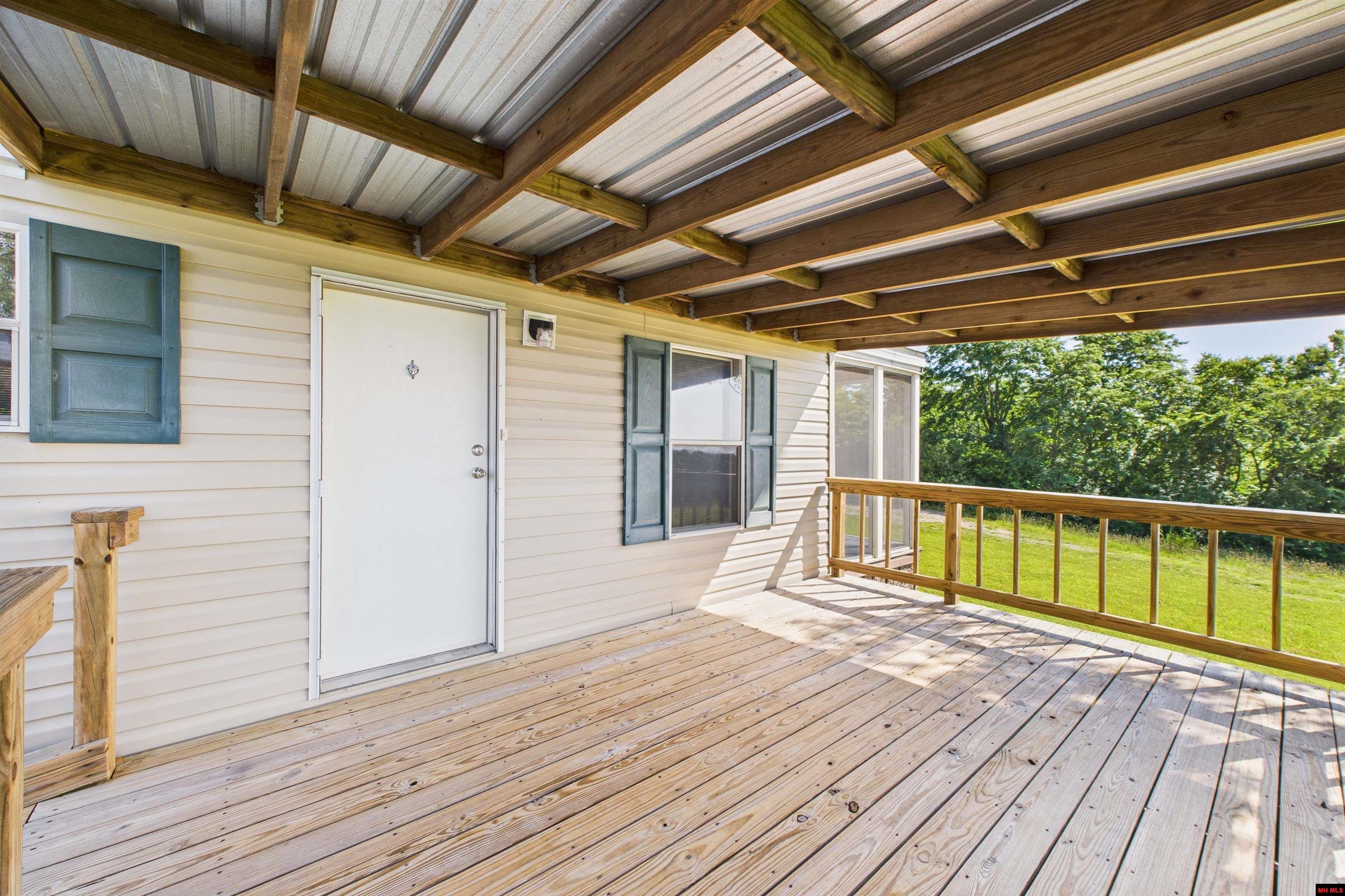 2111 WEST ROAD Mountain Home, AR