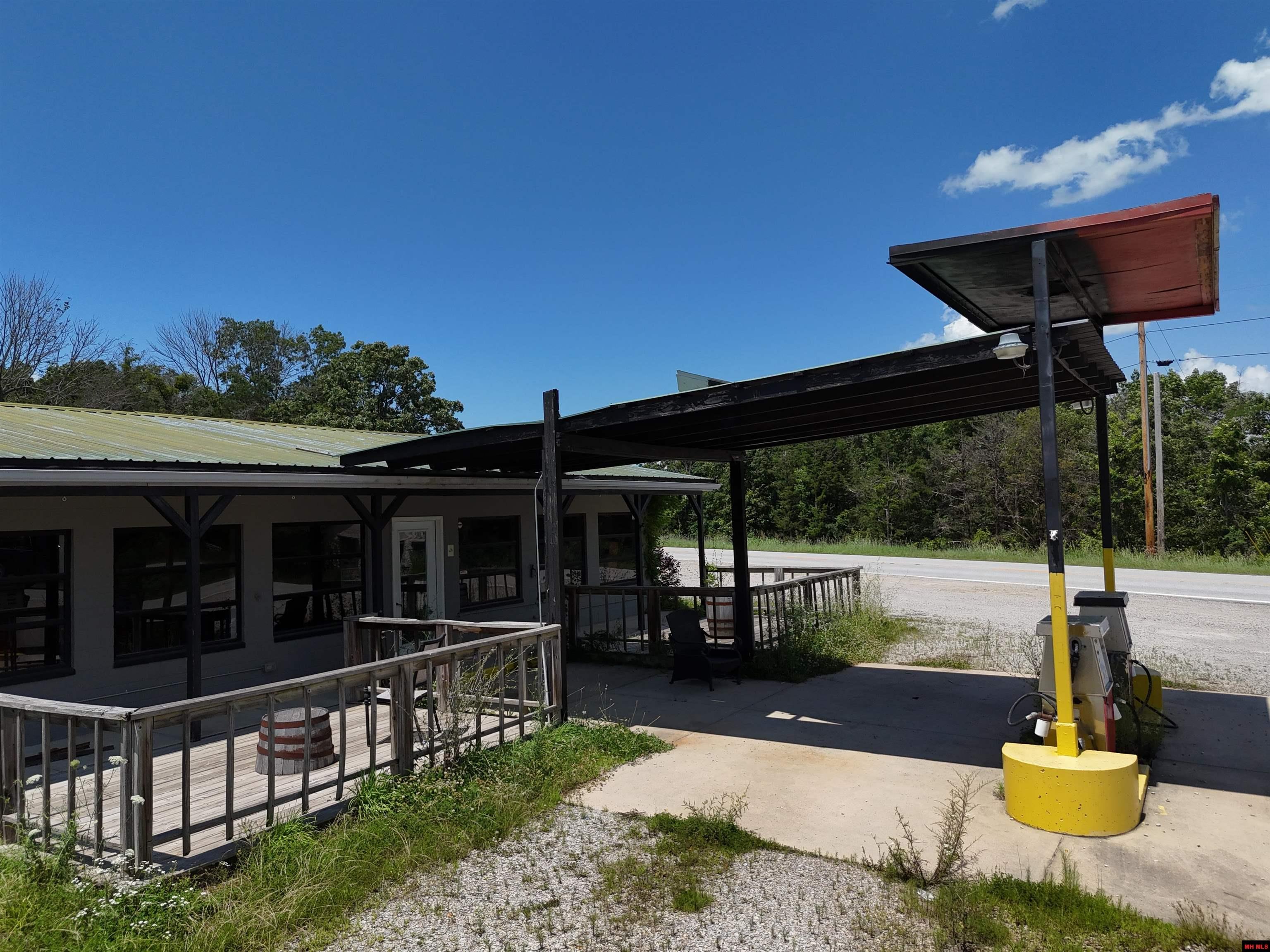 6861 HWY 201 SOUTH, Mountain Home, AR