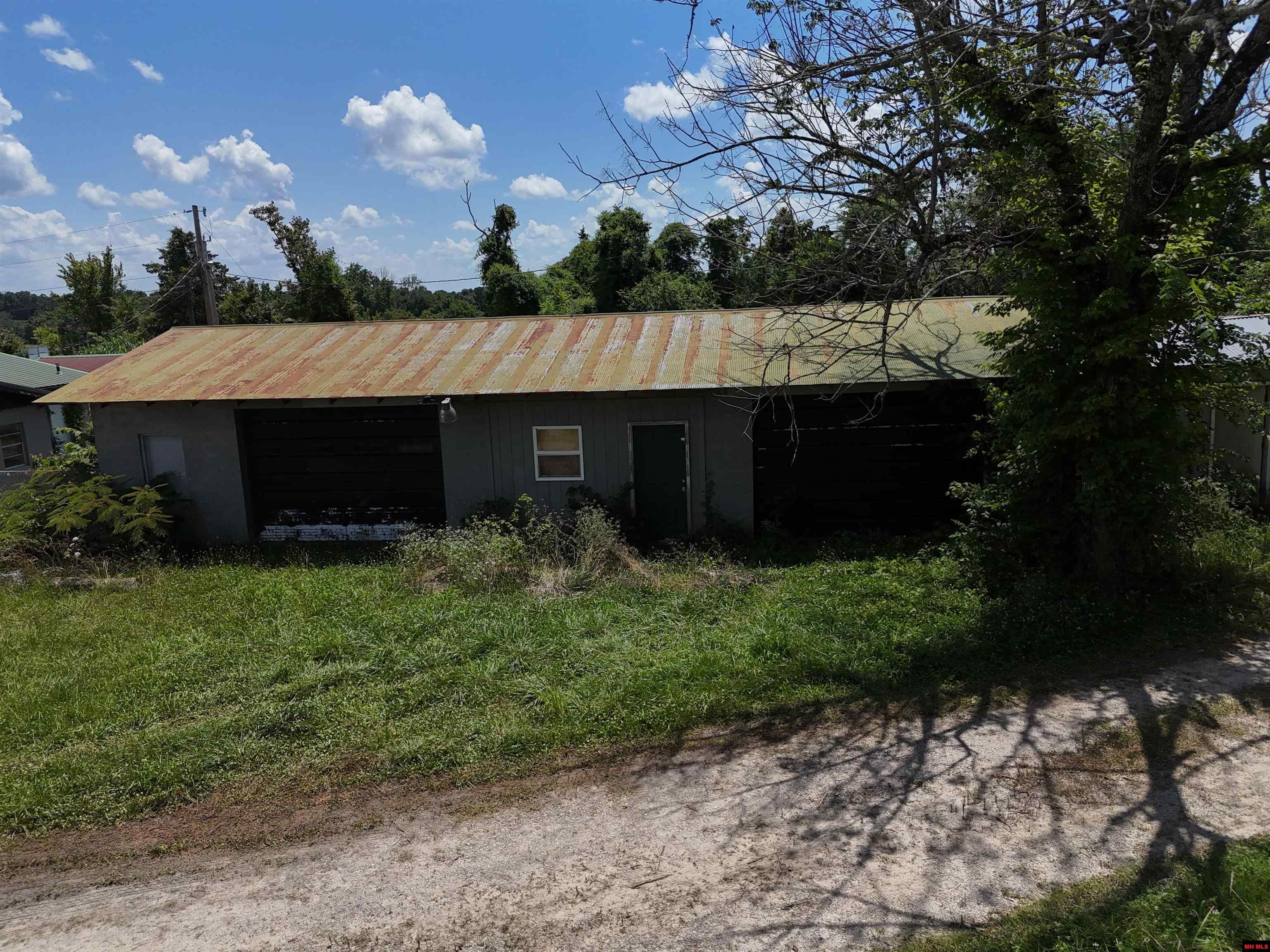 6861 HWY 201 SOUTH Mountain Home, AR