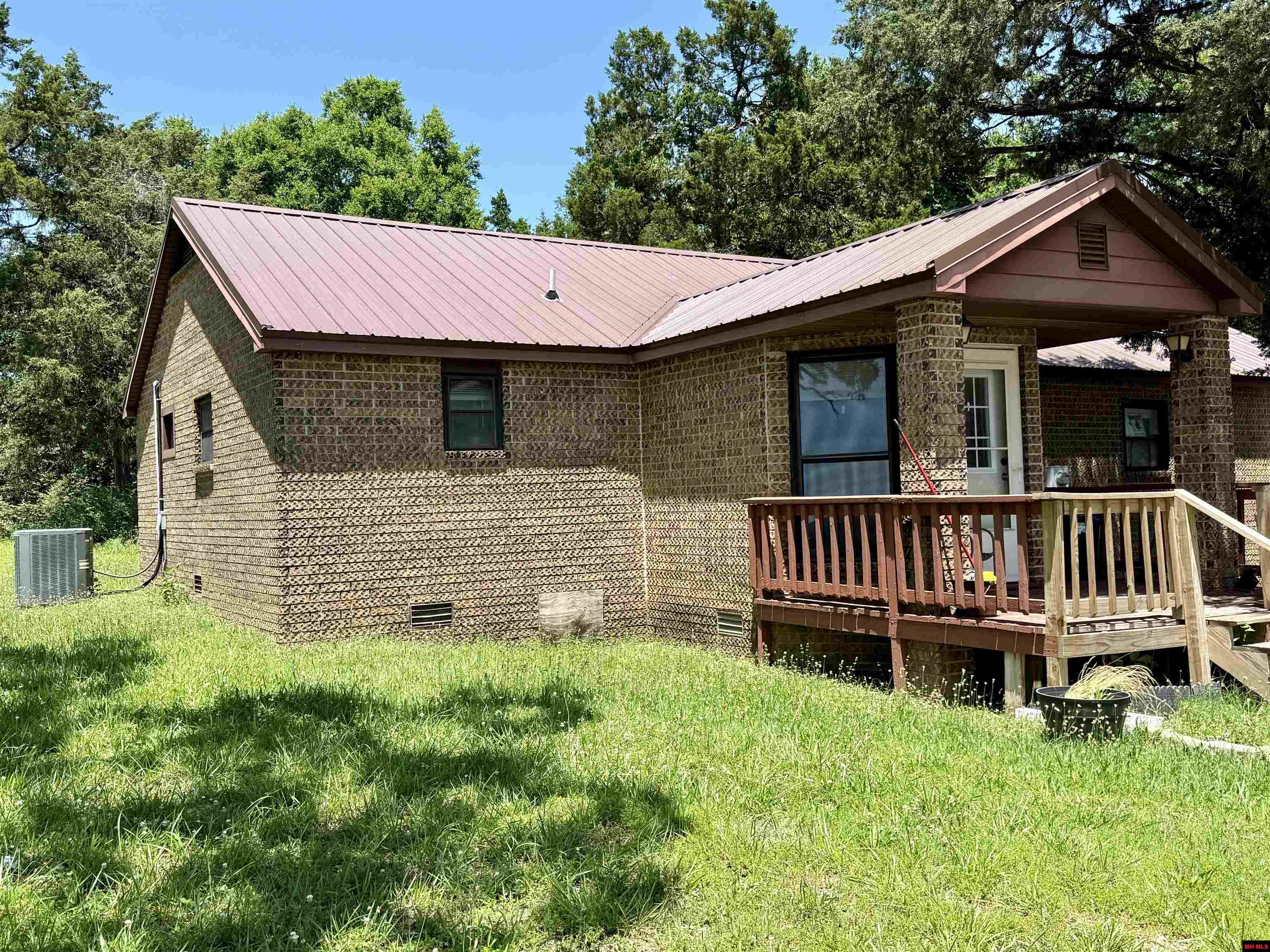 1277 N HWY 178 Flippin, AR 72634
