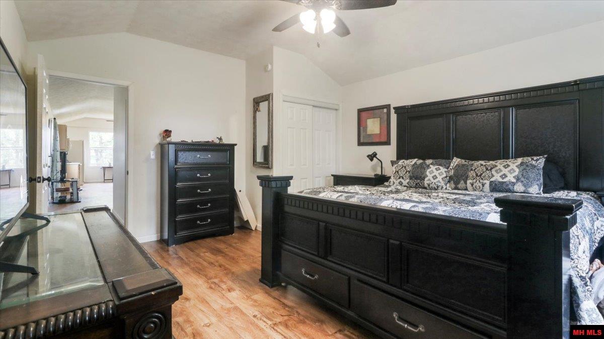 261 LAZY ACRES ROAD Protem, MO