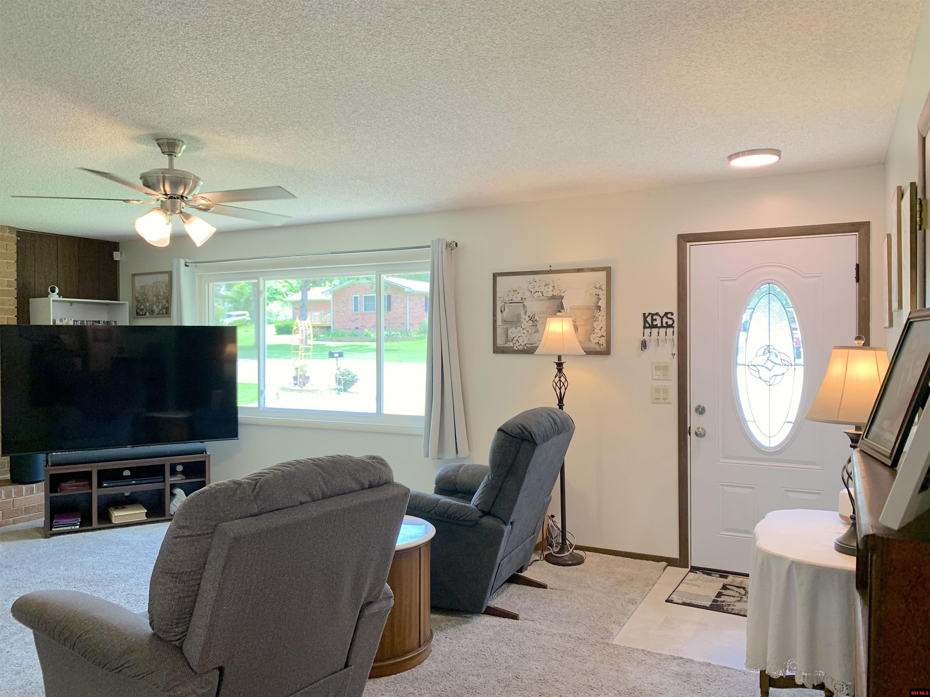 1809 JOHNS DRIVE Mountain Home, AR 72653