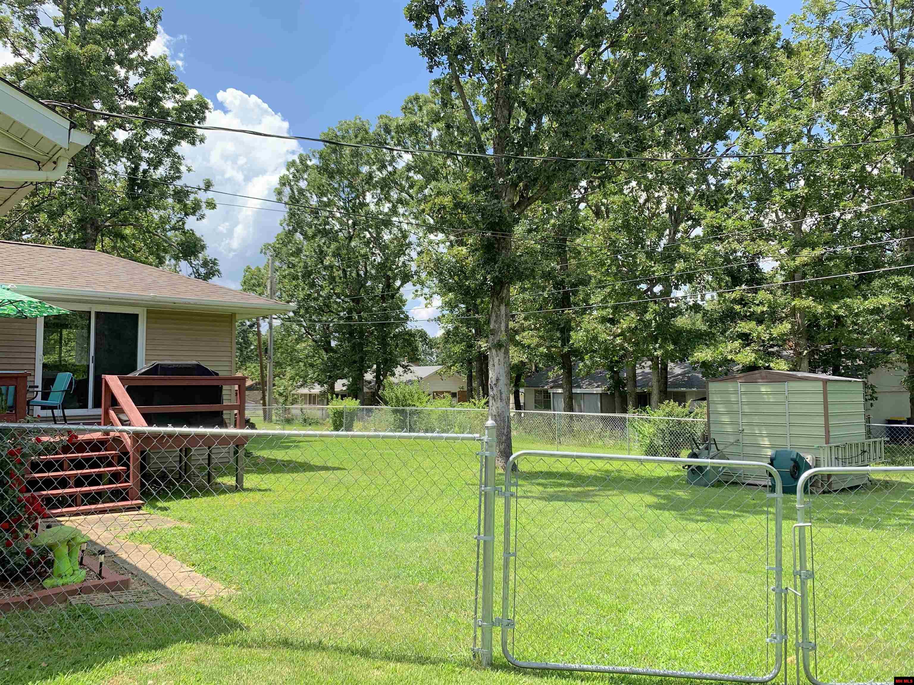 1809 JOHNS DRIVE Mountain Home, AR 72653