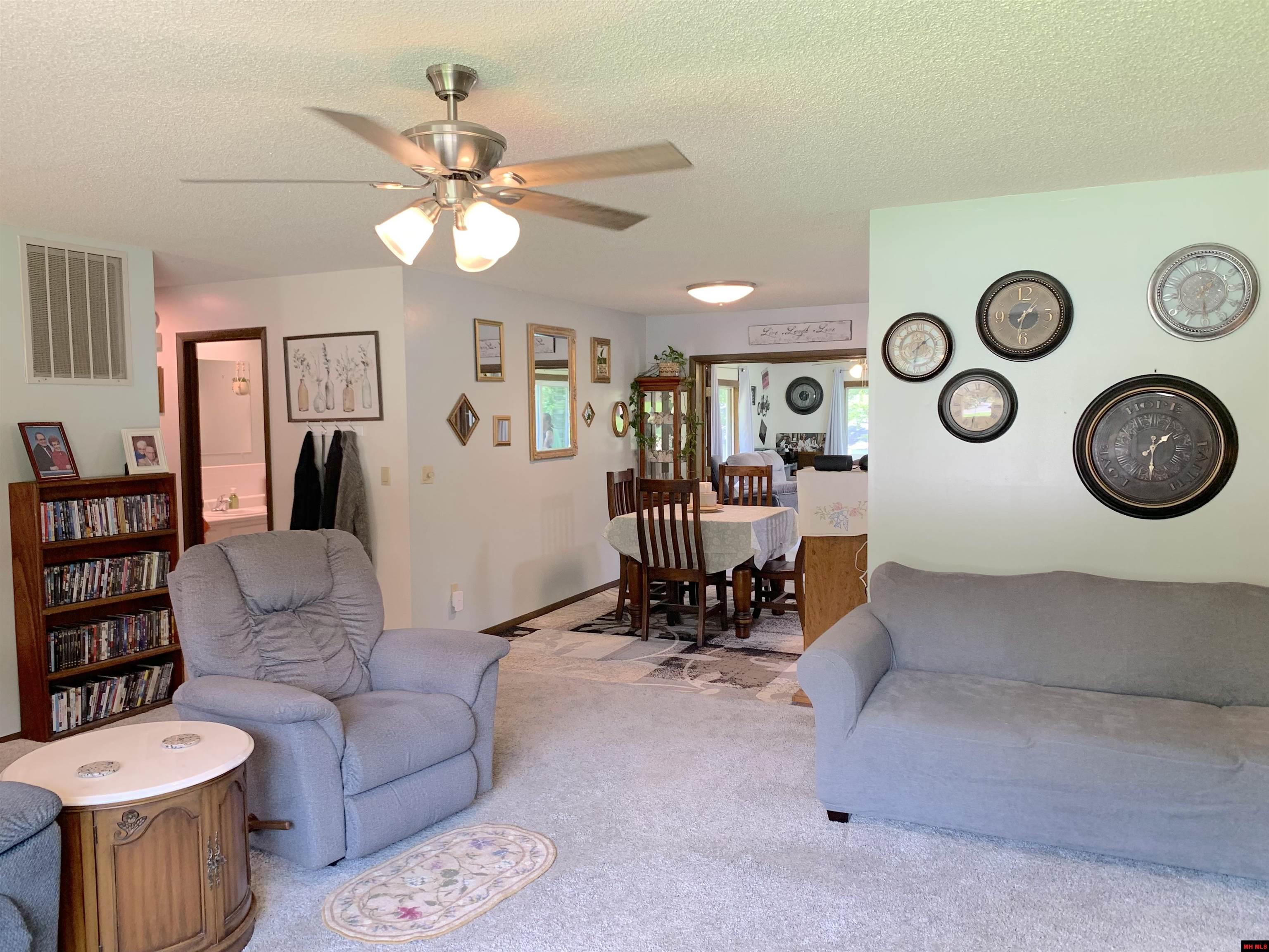 1809 JOHNS DRIVE Mountain Home, AR 72653