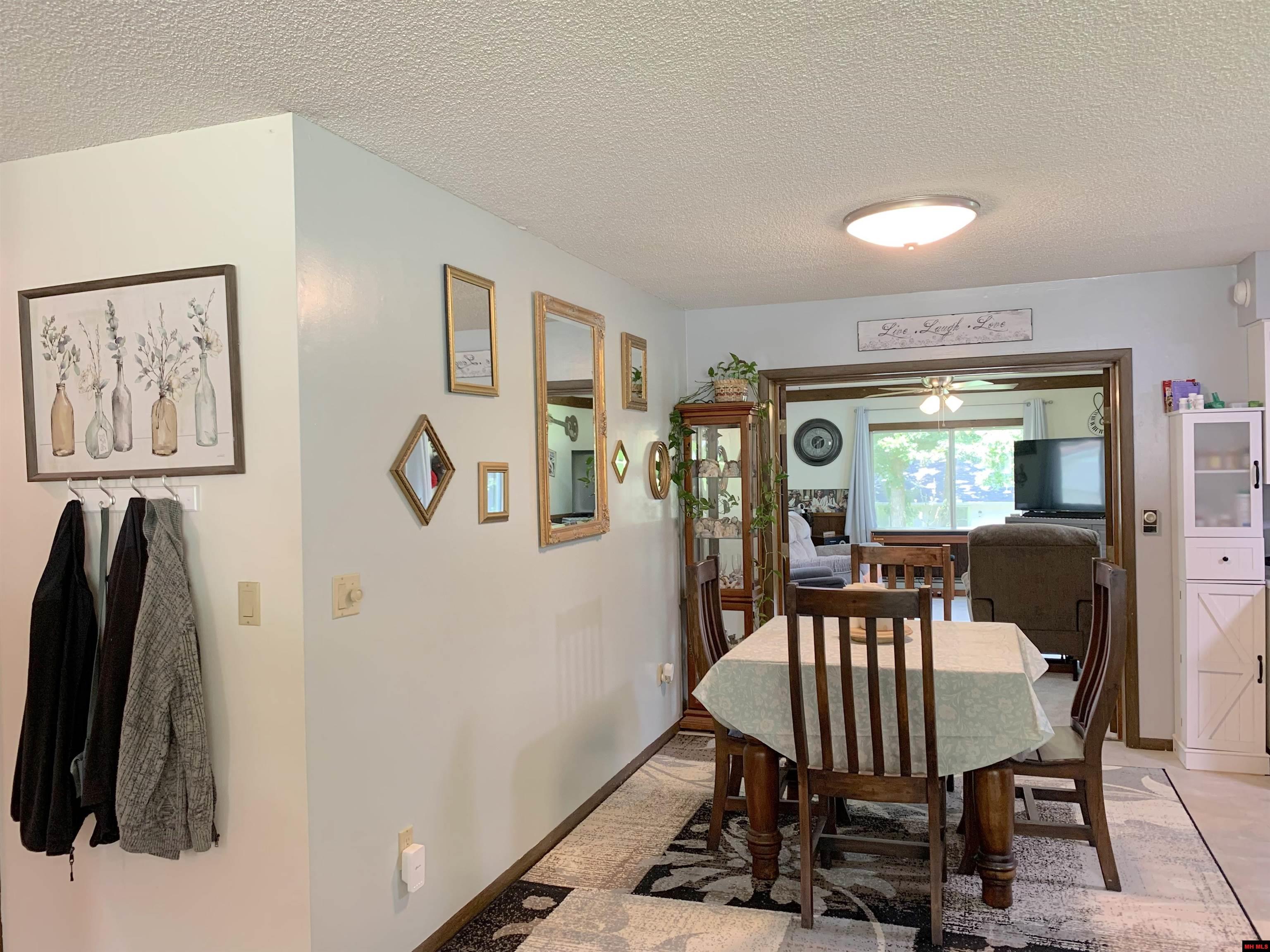 1809 JOHNS DRIVE Mountain Home, AR 72653