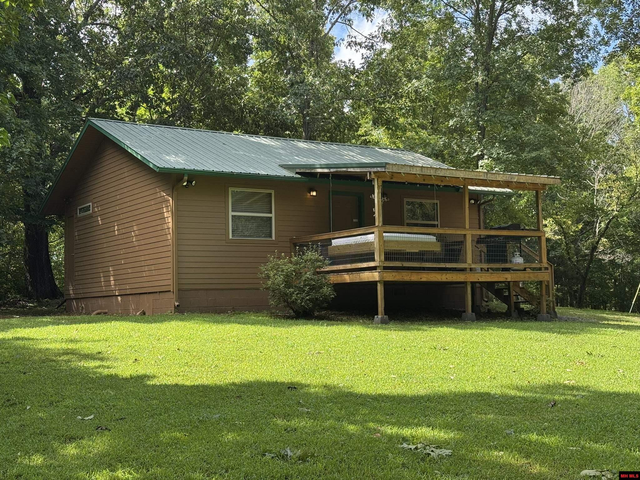 991 FRY ROAD Harriet, AR 72639