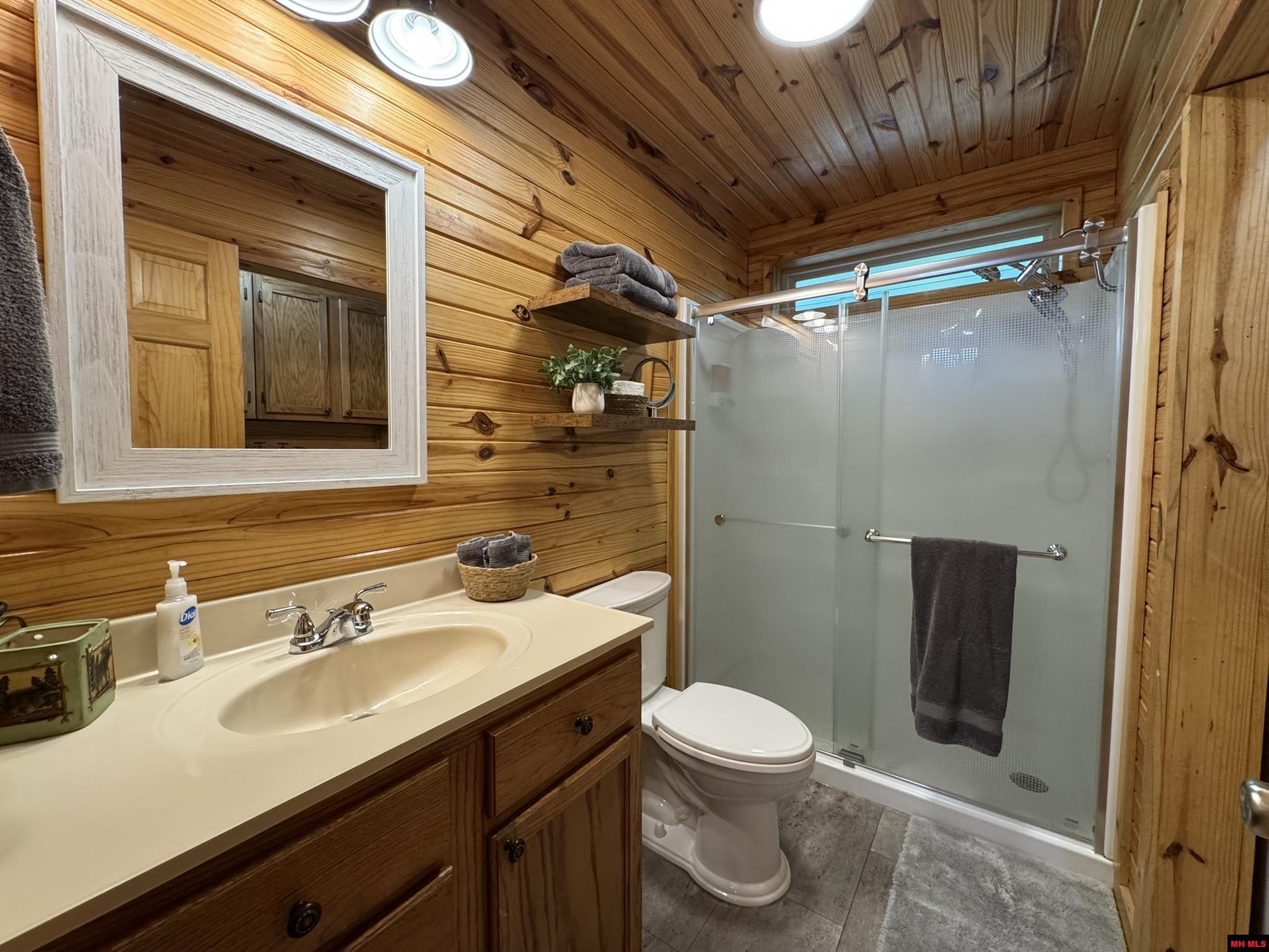 991 FRY ROAD Harriet, AR 72639