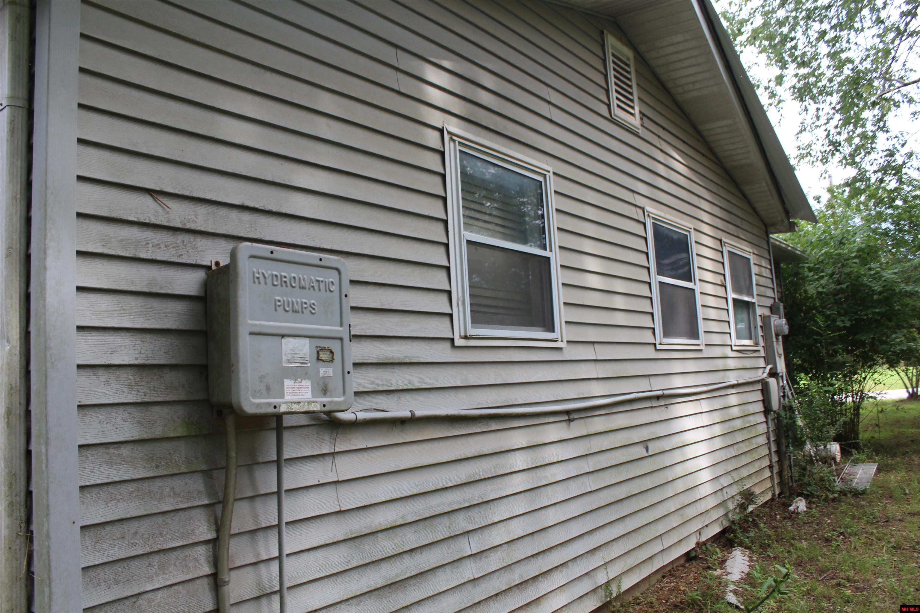 137 DOVE STREET Diamond City, AR