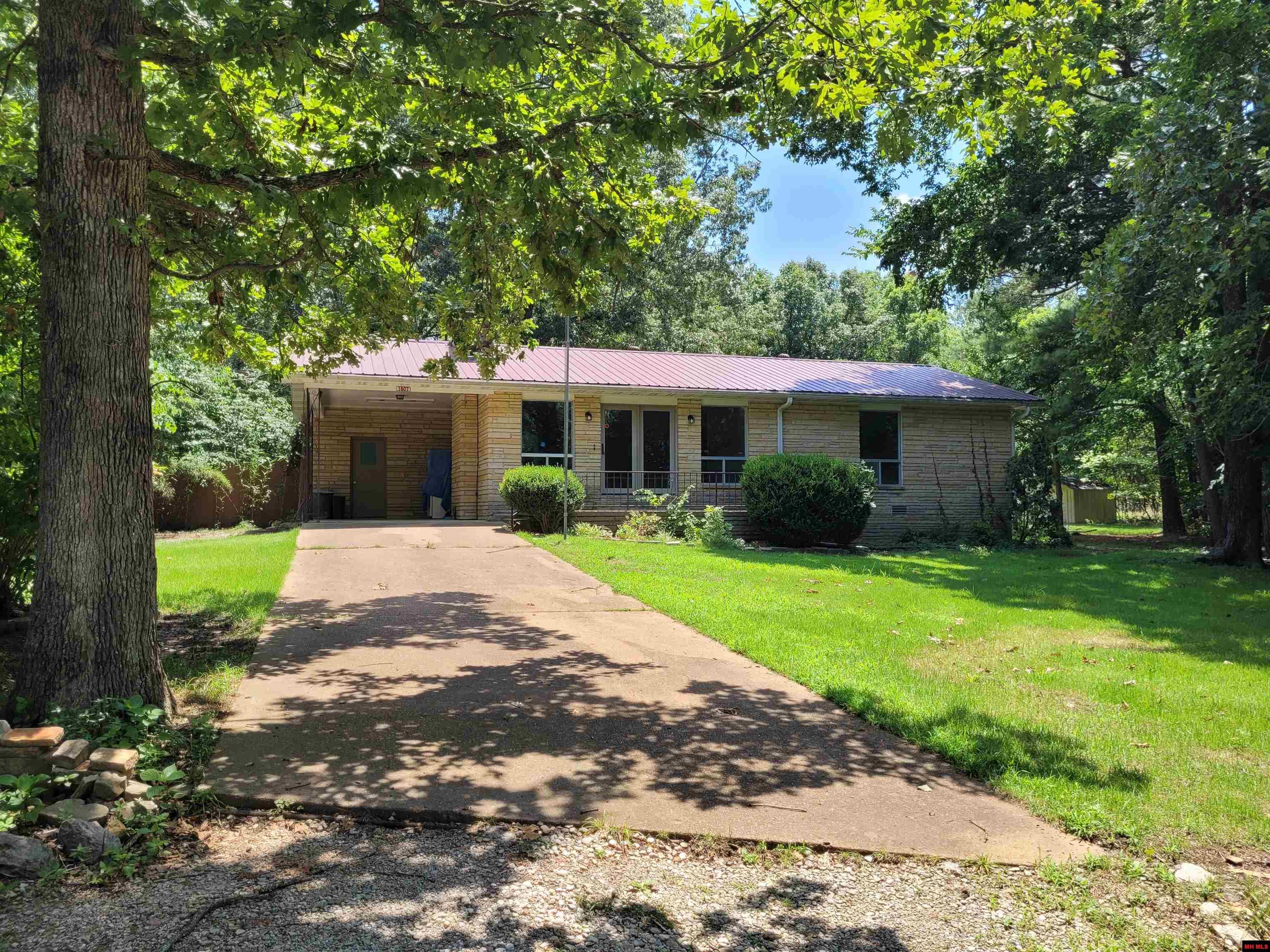 1607 RIVERVIEW CIRCLE Horseshoe Bend, AR