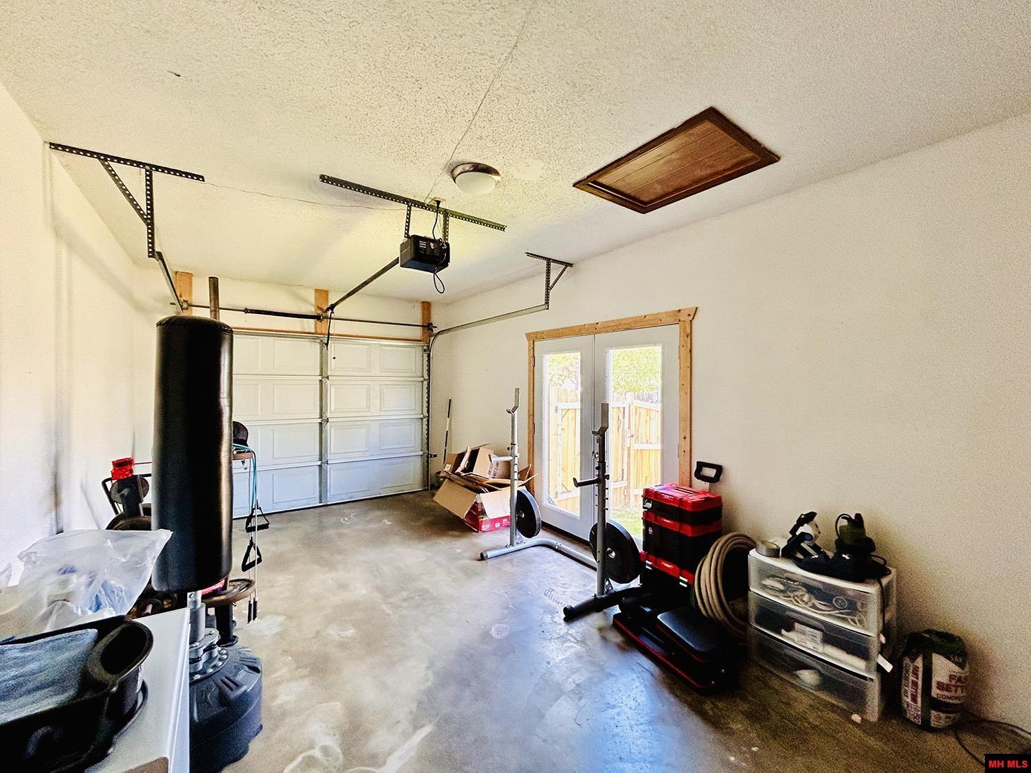 142 W FACTORY STREET Gassville, AR 72653