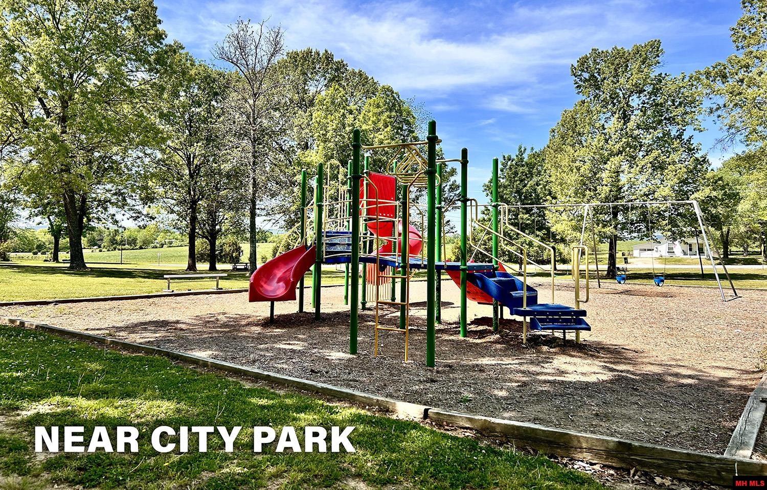 142 W FACTORY STREET Gassville, AR 72653