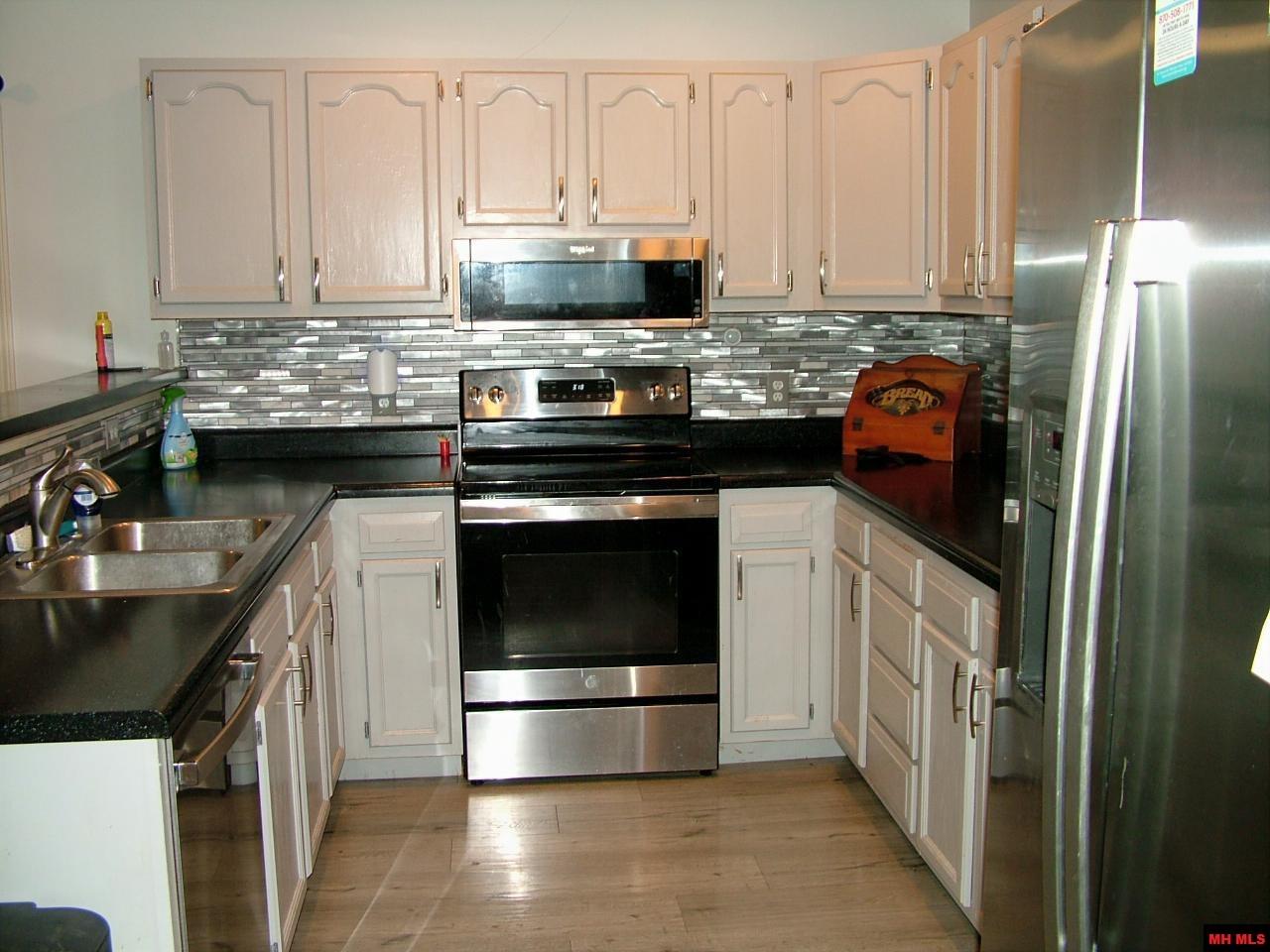 35 WUNDERLAND WAY Lakeview, AR 72642