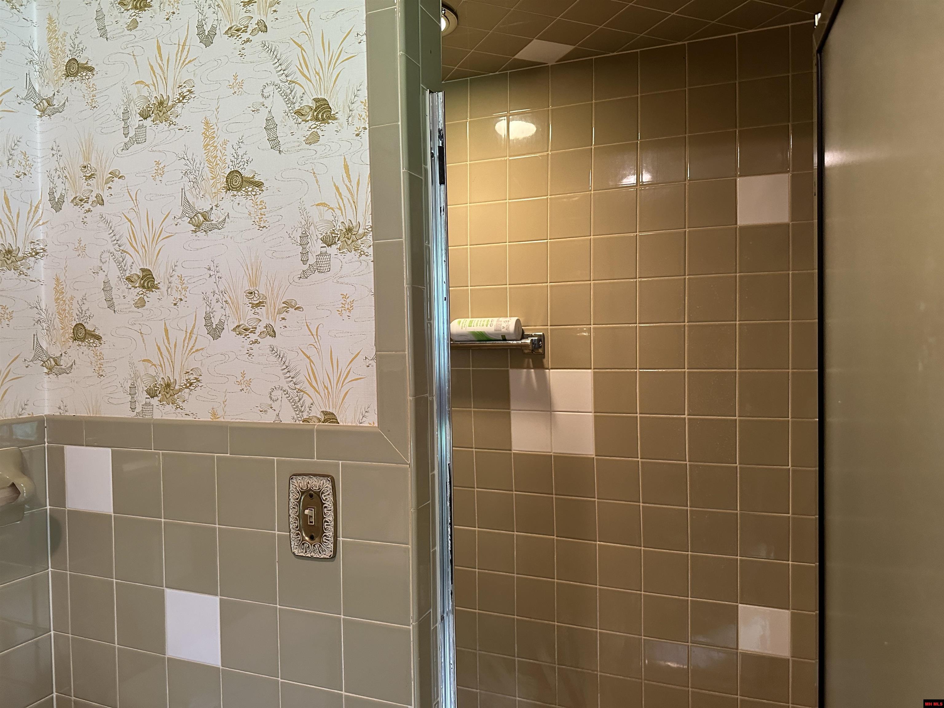 1121 MEADOWBROOK DRIVE Mountain Home, AR 72653