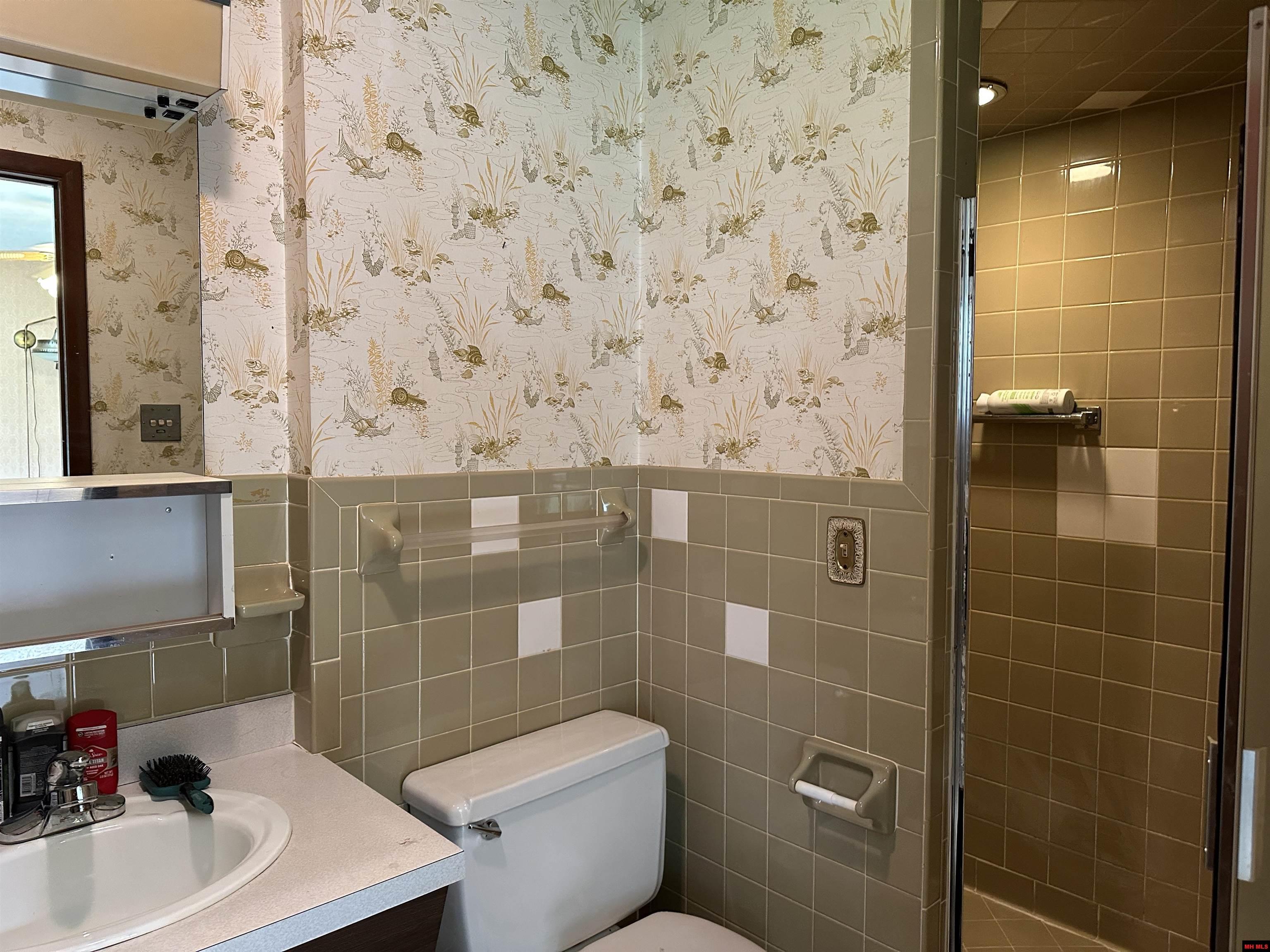 1121 MEADOWBROOK DRIVE Mountain Home, AR 72653