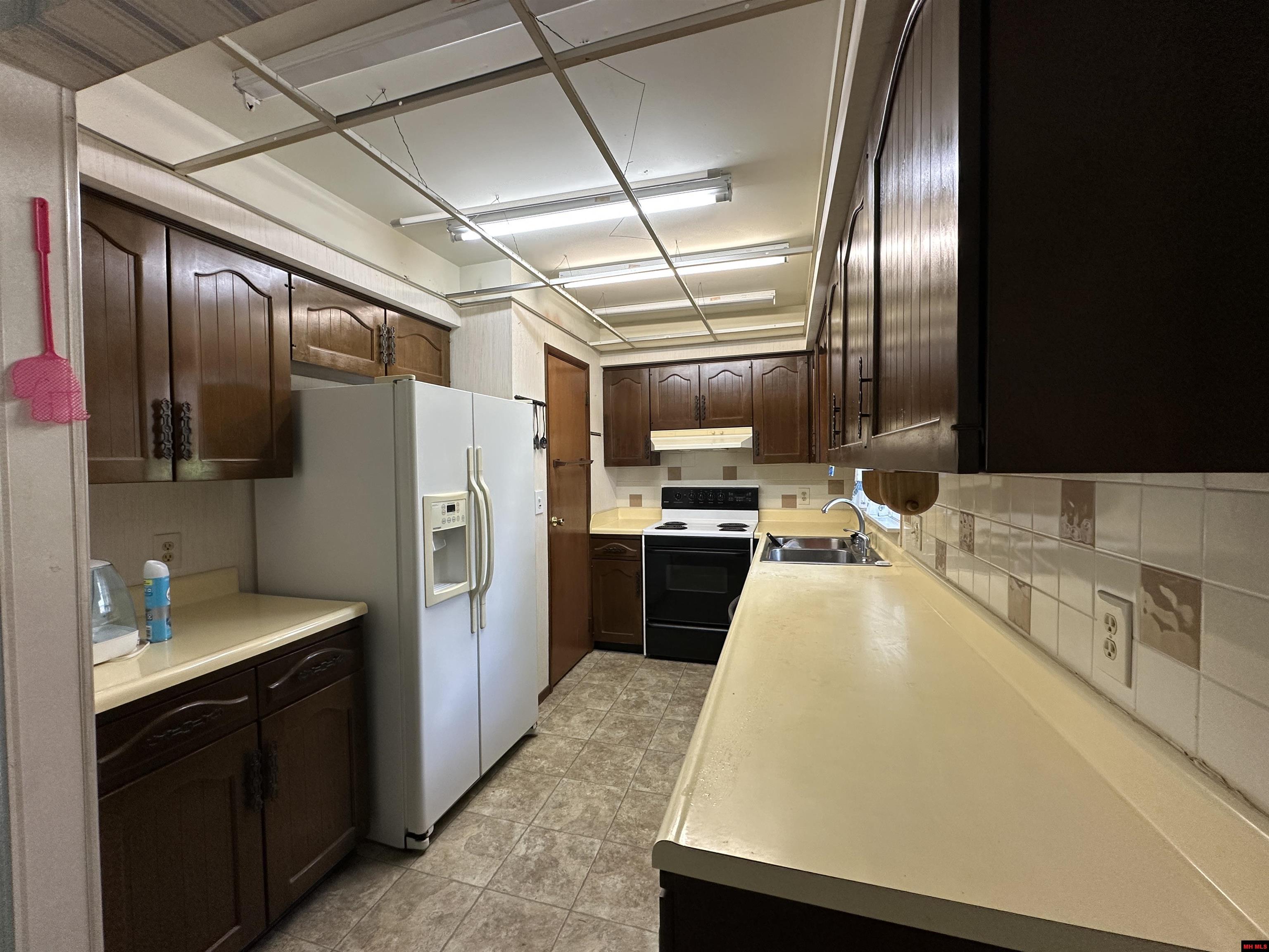 1105 MEADOWBROOK DRIVE Mountain Home, AR