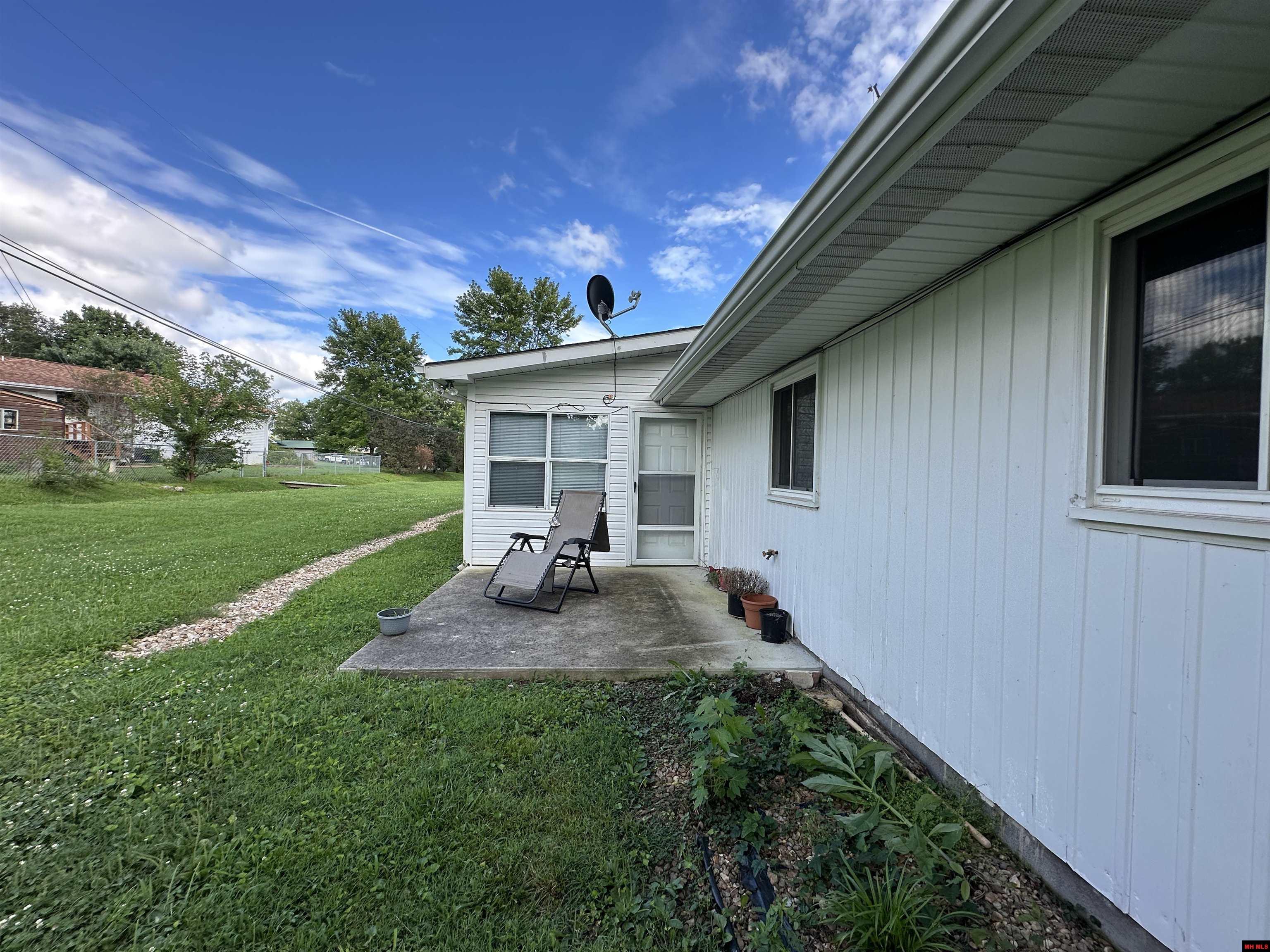 1105 MEADOWBROOK DRIVE Mountain Home, AR