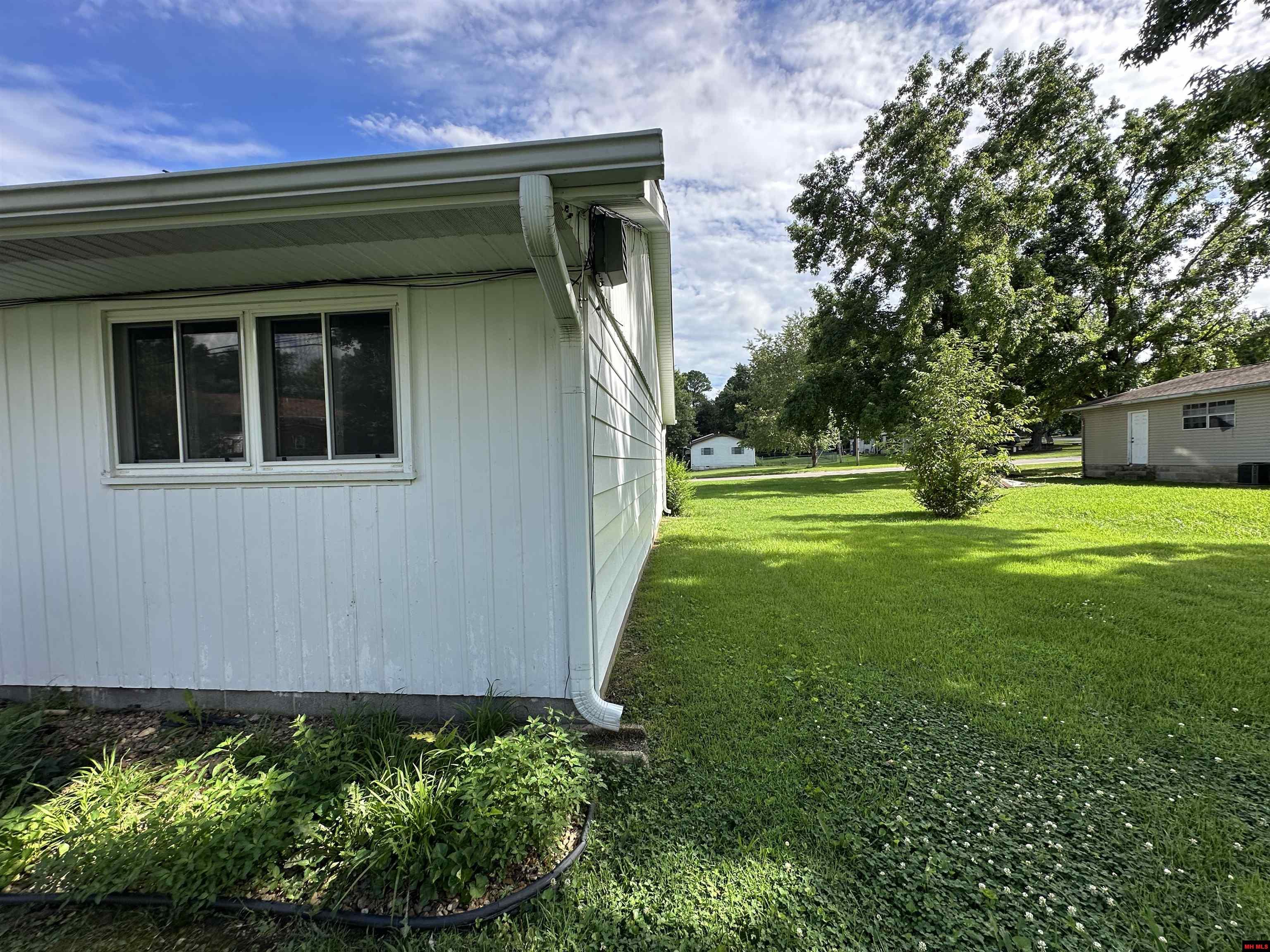1105 MEADOWBROOK DRIVE Mountain Home, AR