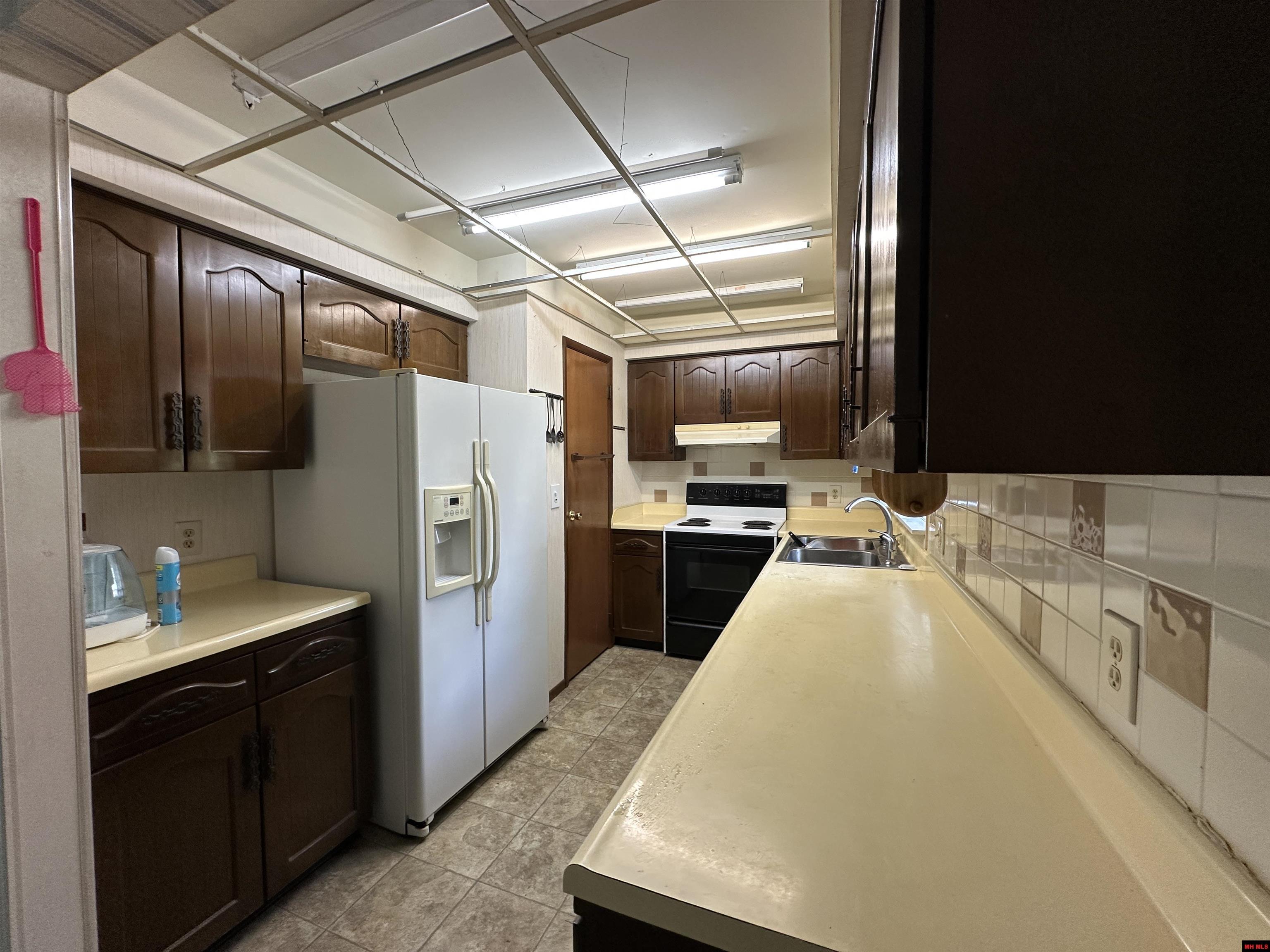 1105 MEADOWBROOK DRIVE Mountain Home, AR