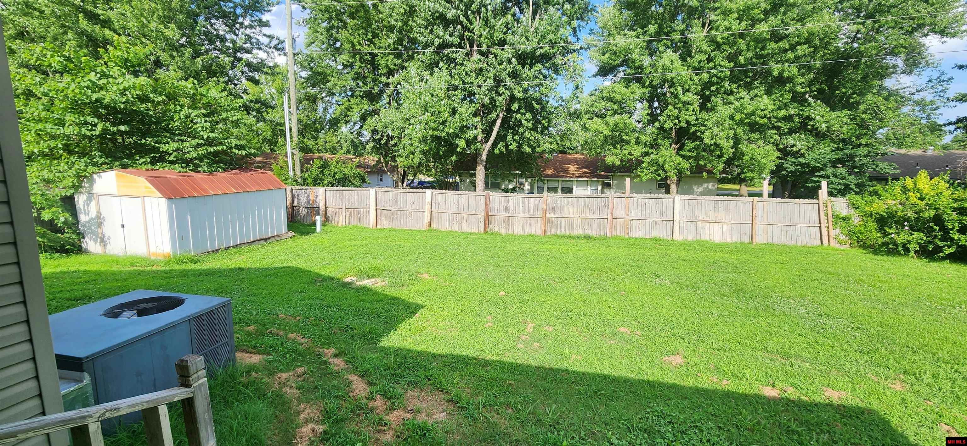 701 SIERRA DRIVE Mountain Home, AR 72653