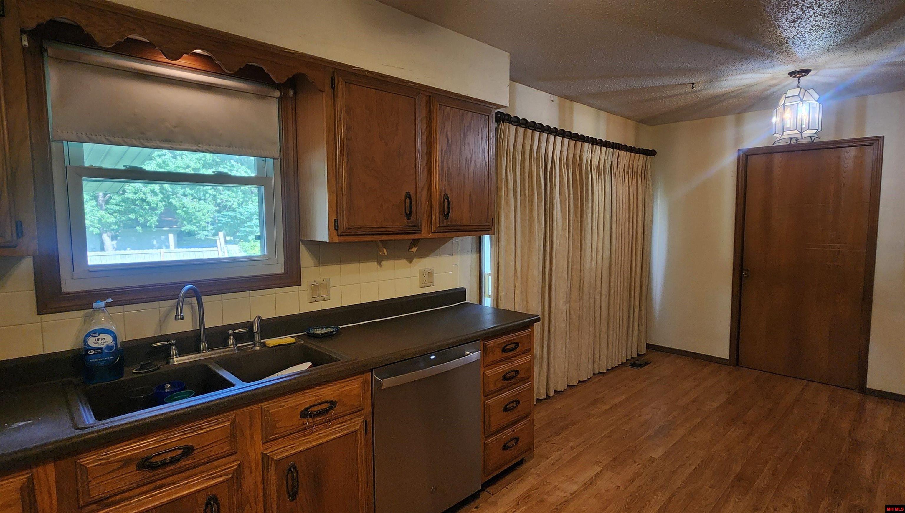 701 SIERRA DRIVE Mountain Home, AR 72653