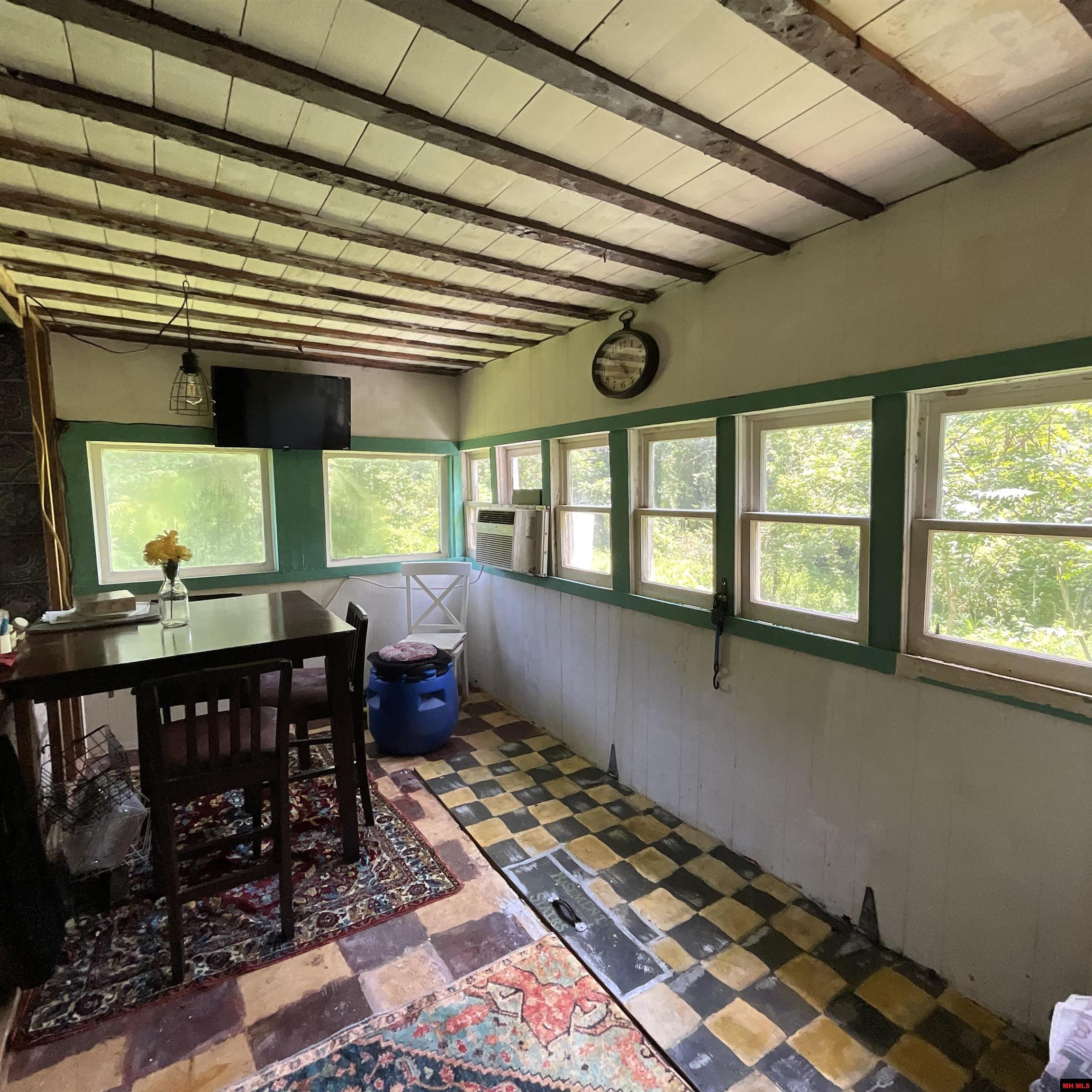 112 CR 355 Thayer, MO