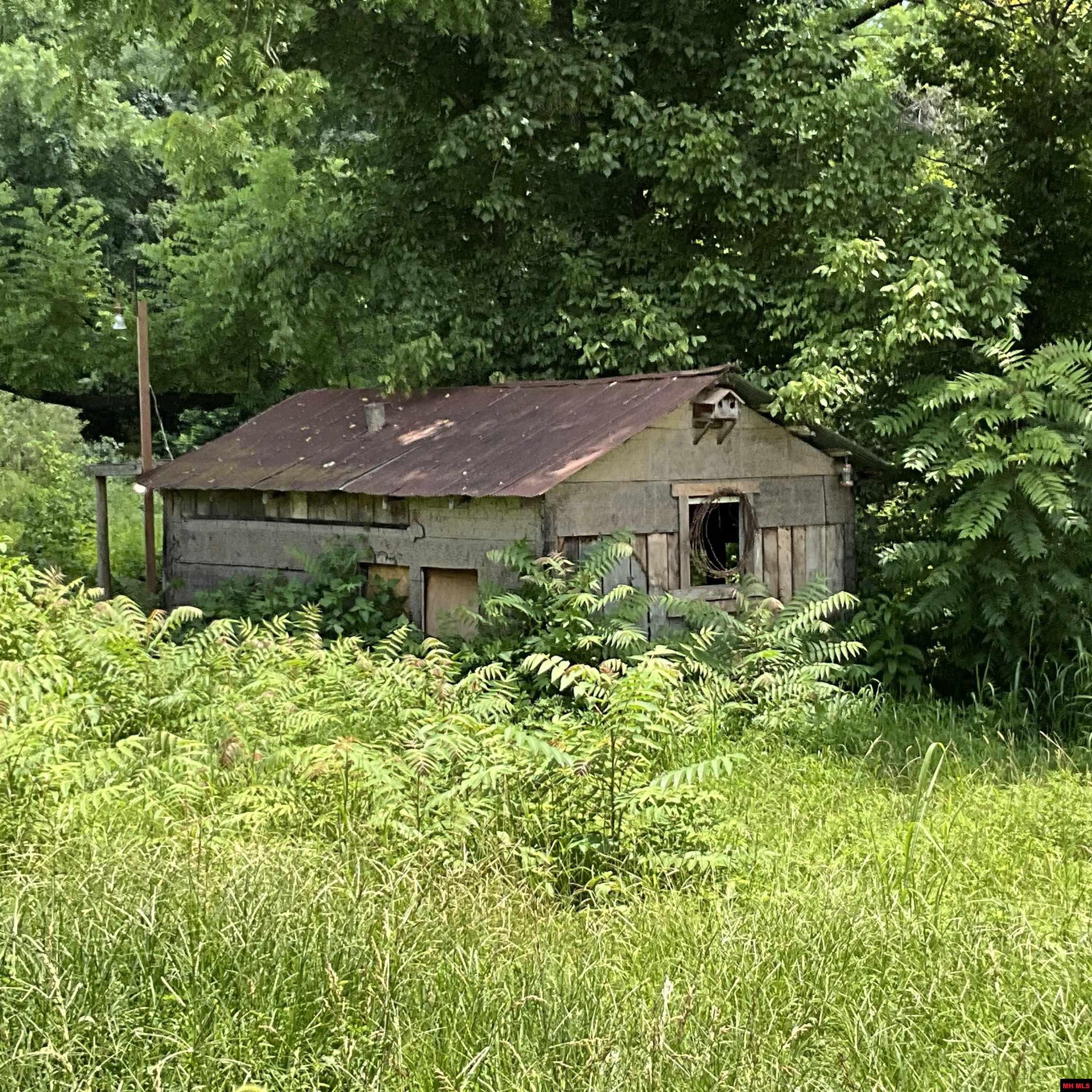 112 CR 355 Thayer, MO