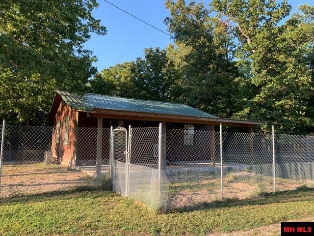 130 & 121 Ginger Lane