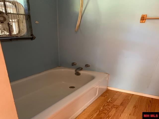 130 & 121 Ginger Lane