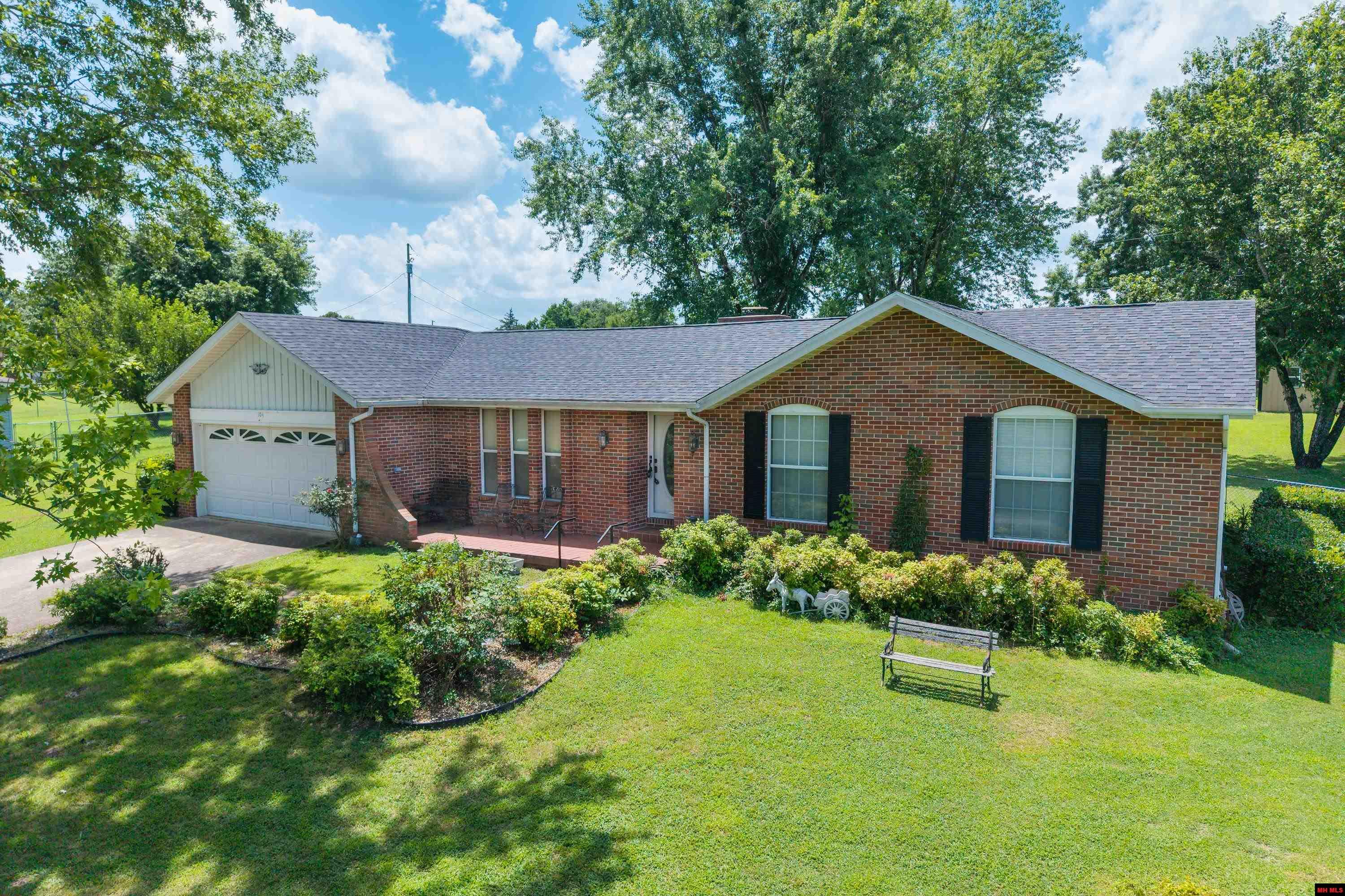 104 RAINBOW HEIGHTS DRIVE Cotter, AR