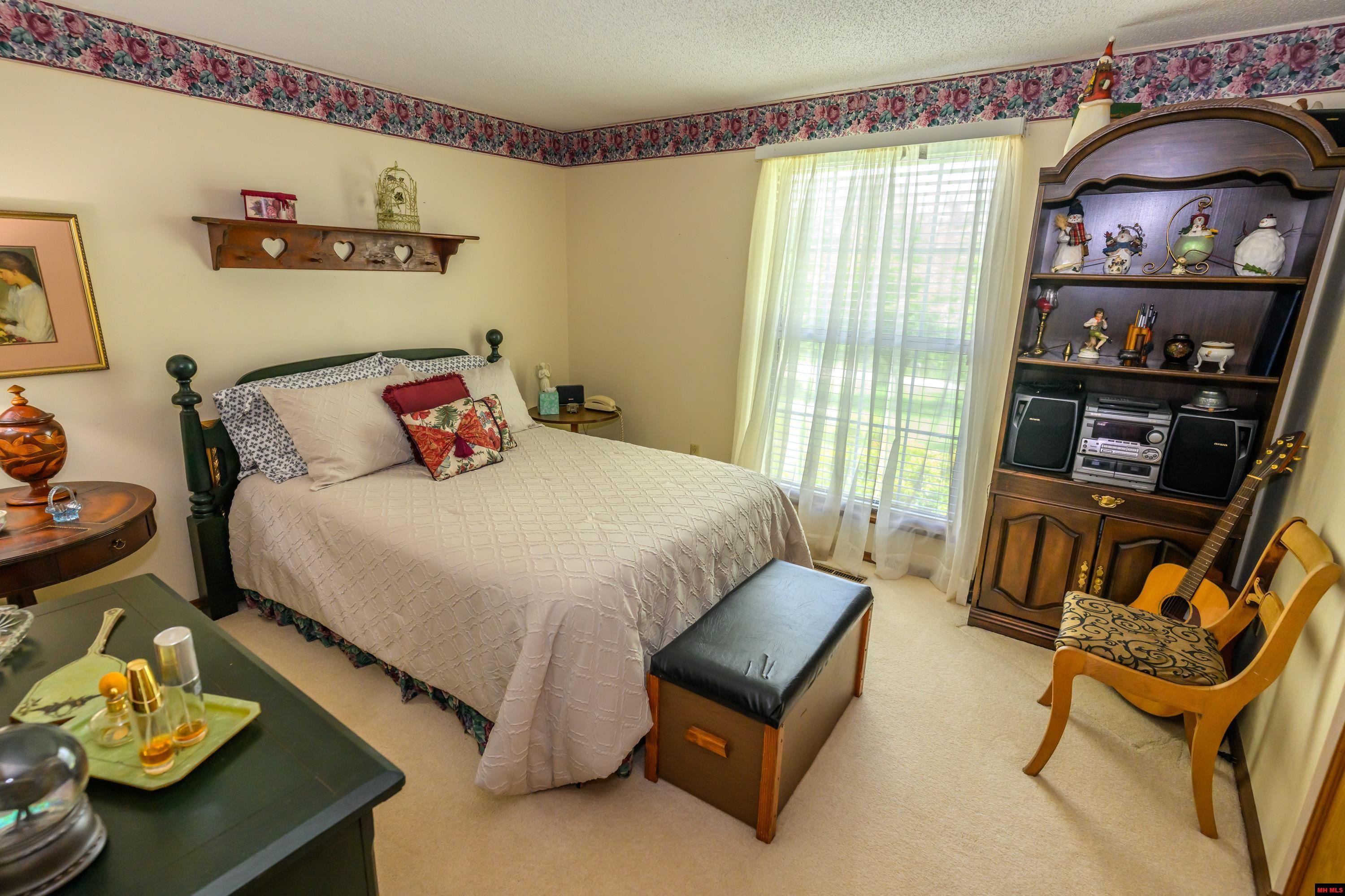104 RAINBOW HEIGHTS DRIVE Cotter, AR