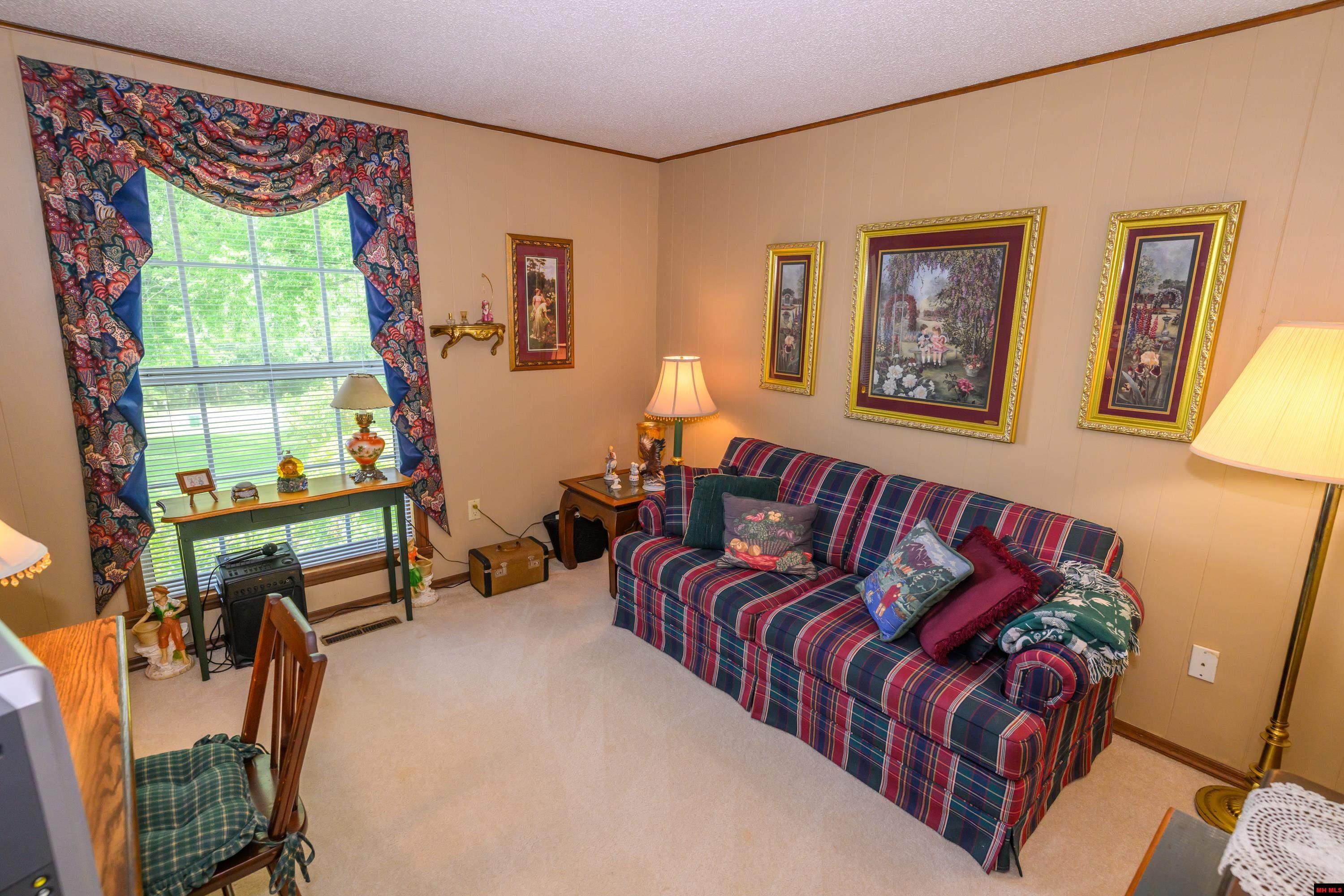 104 RAINBOW HEIGHTS DRIVE Cotter, AR