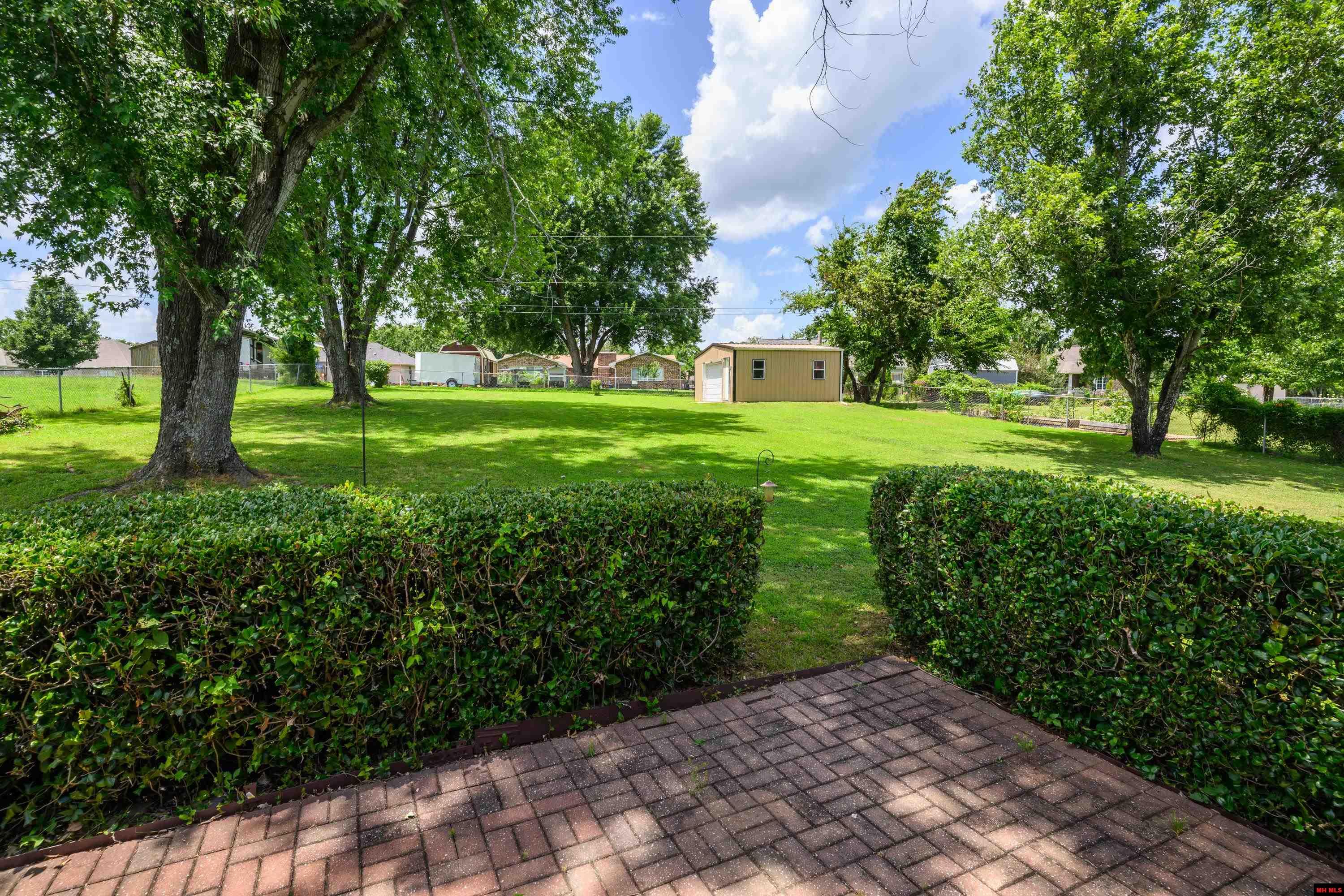 104 RAINBOW HEIGHTS DRIVE Cotter, AR