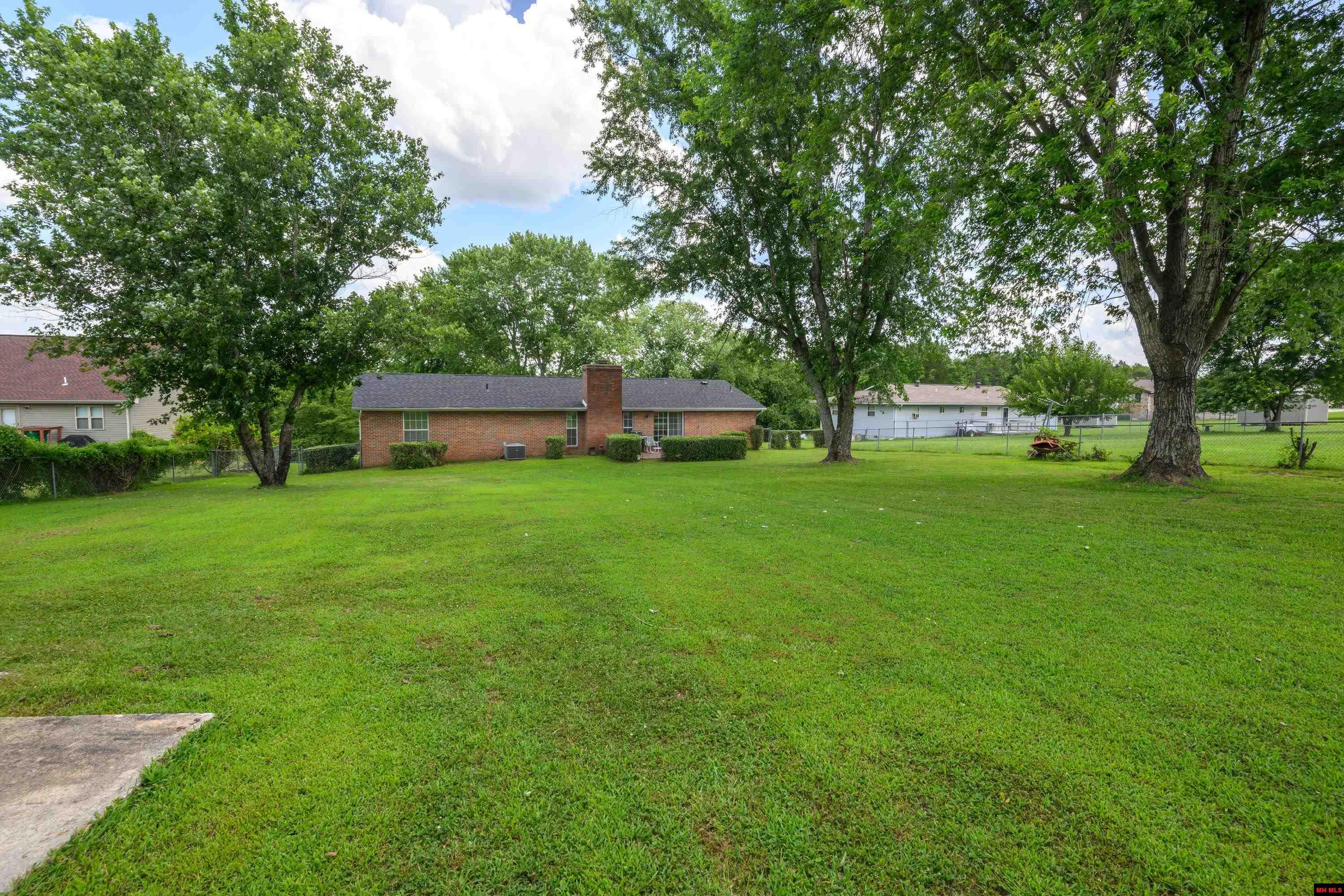 104 RAINBOW HEIGHTS DRIVE Cotter, AR