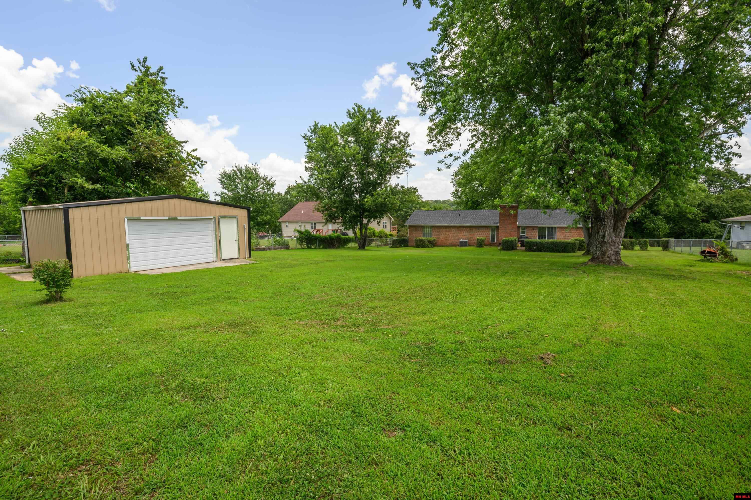 104 RAINBOW HEIGHTS DRIVE Cotter, AR