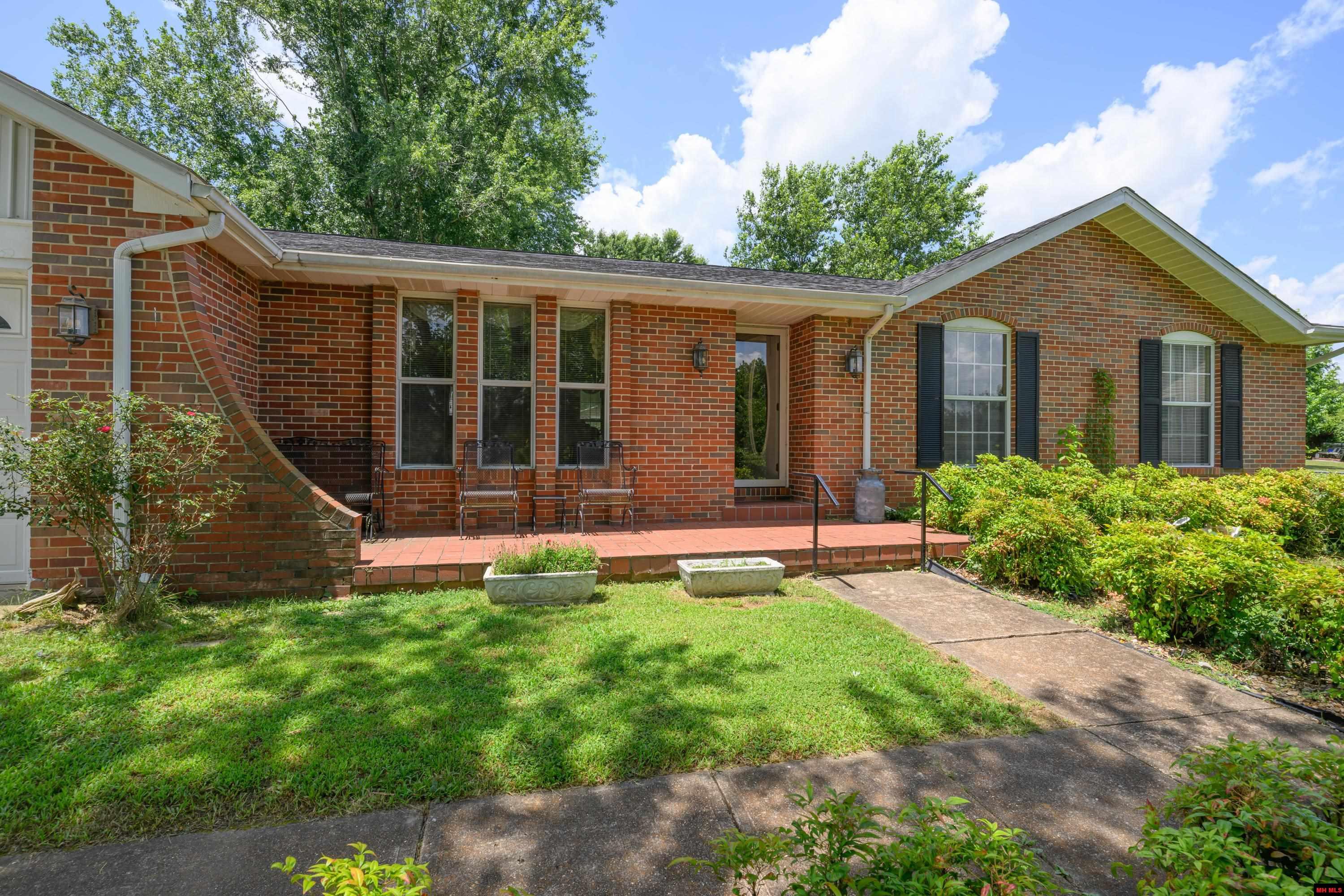 104 RAINBOW HEIGHTS DRIVE Cotter, AR