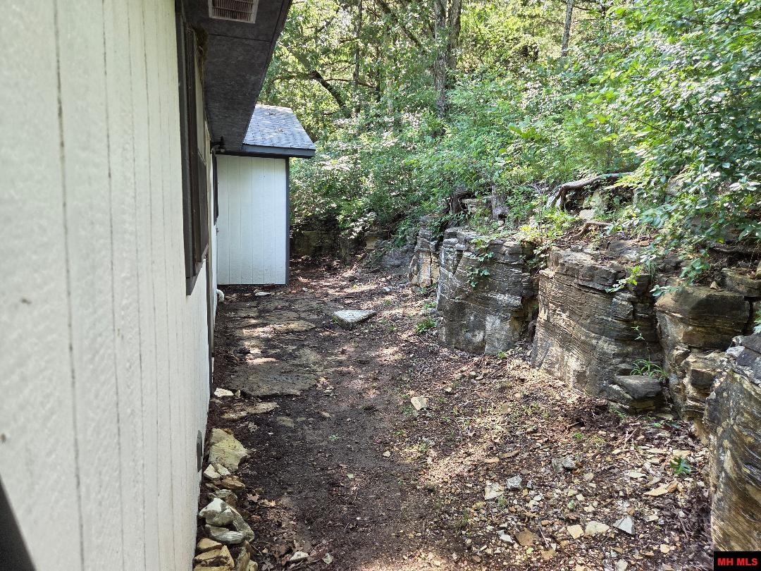 106 MC 3063 Yellville, AR 72687