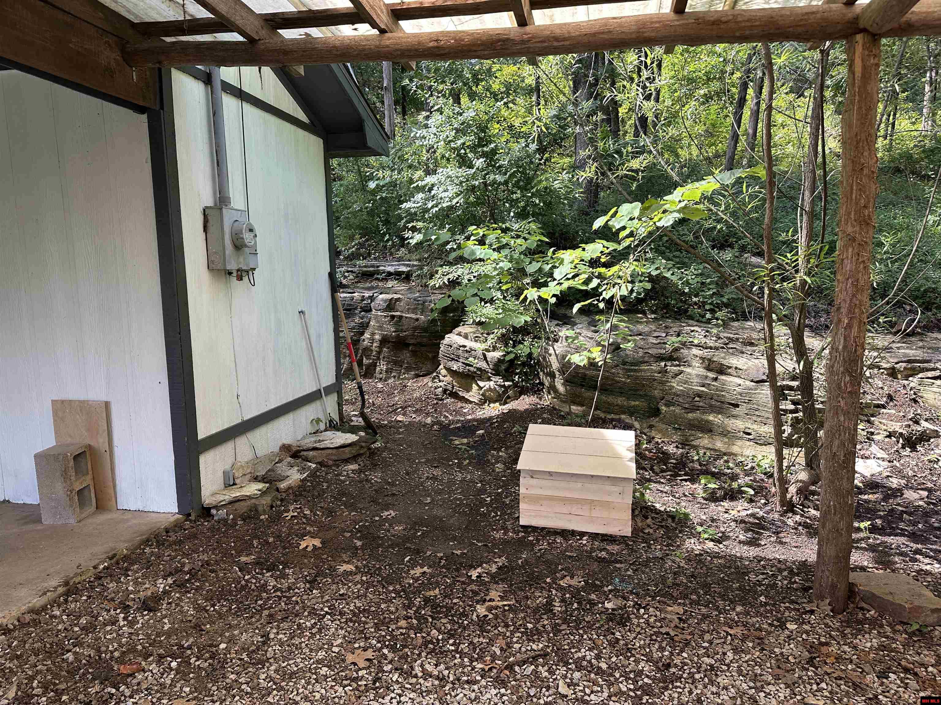 106 MC 3063 Yellville, AR 72687