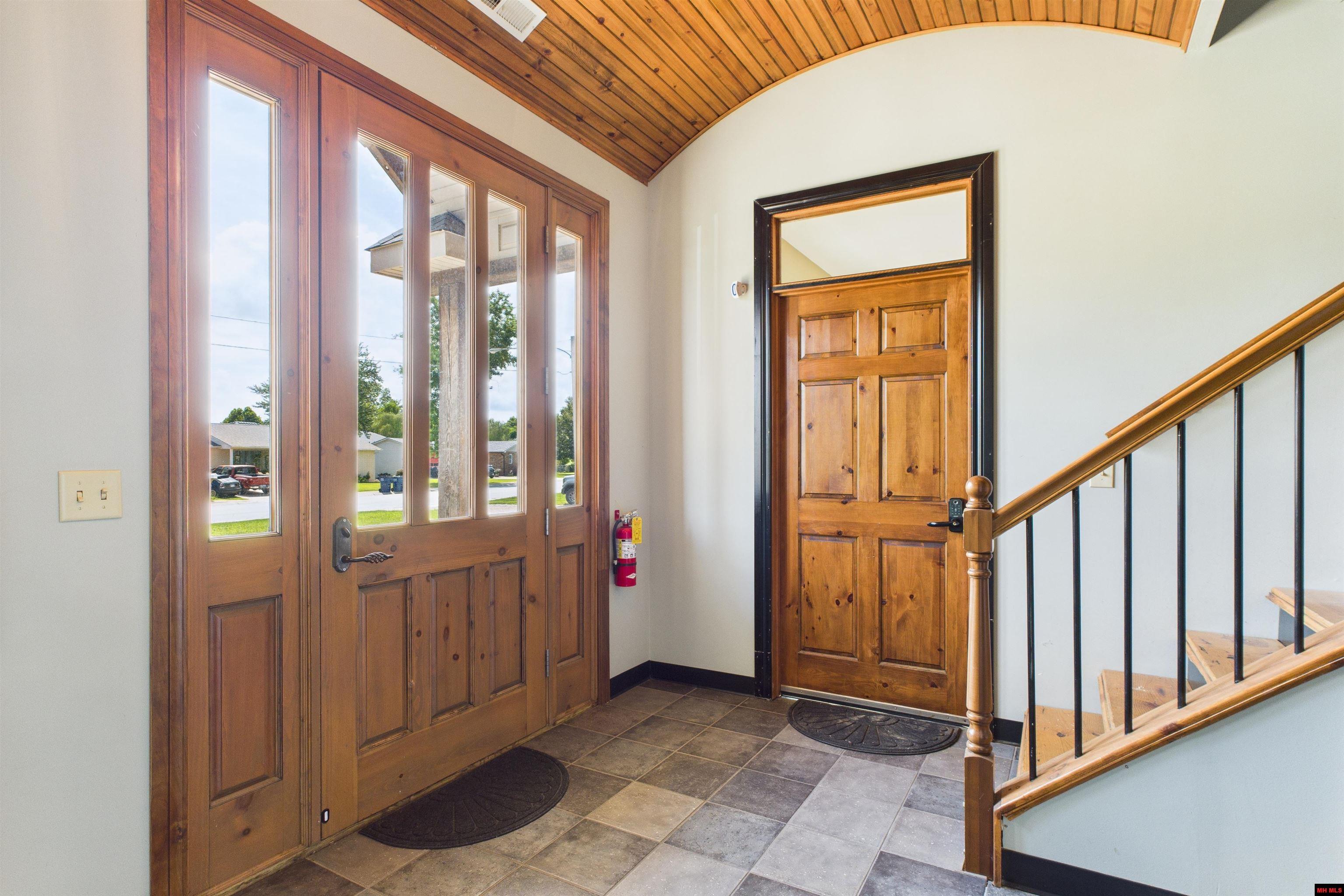 304 BOMBER BOULEVARD Mountain Home, AR