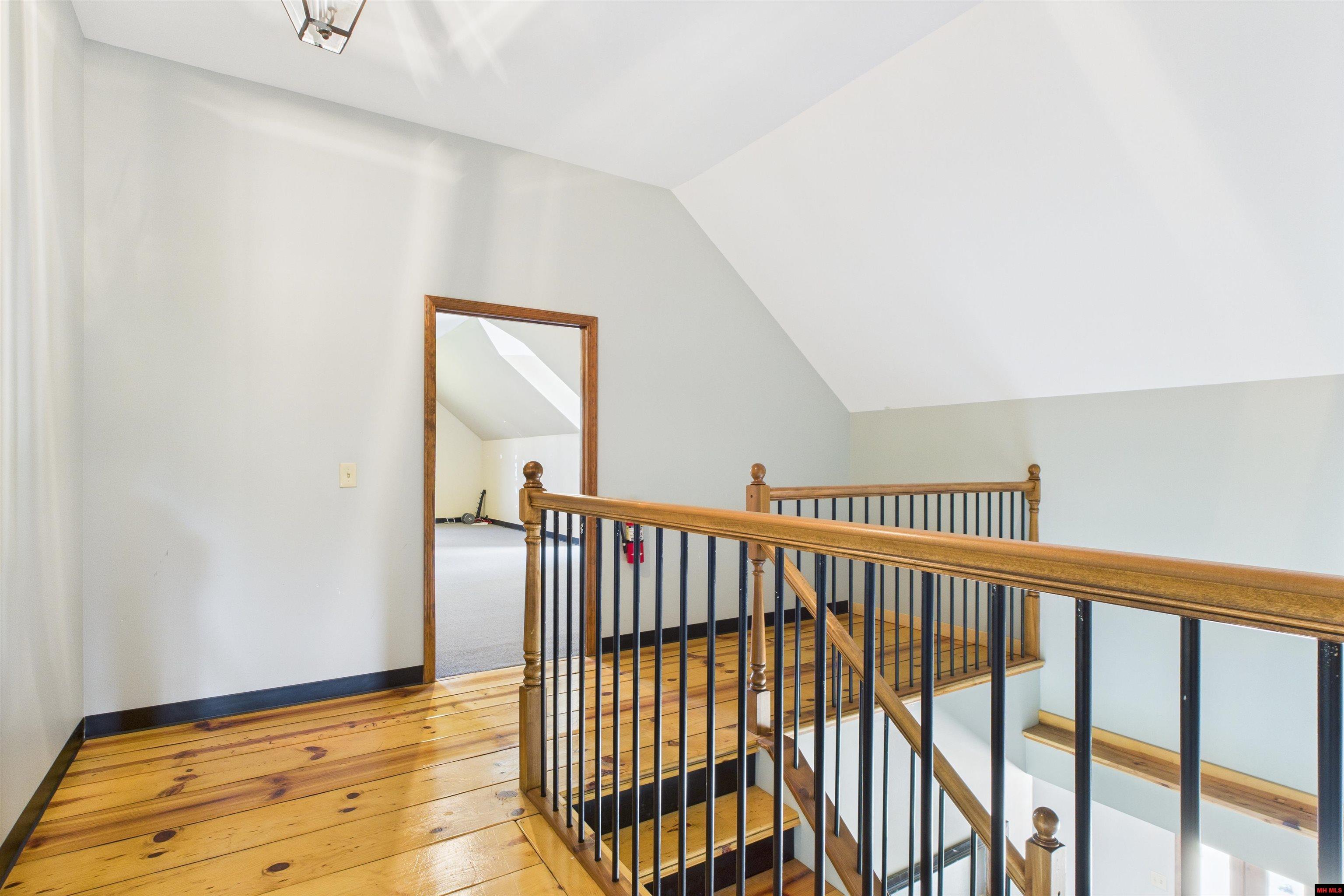 304 BOMBER BOULEVARD Mountain Home, AR