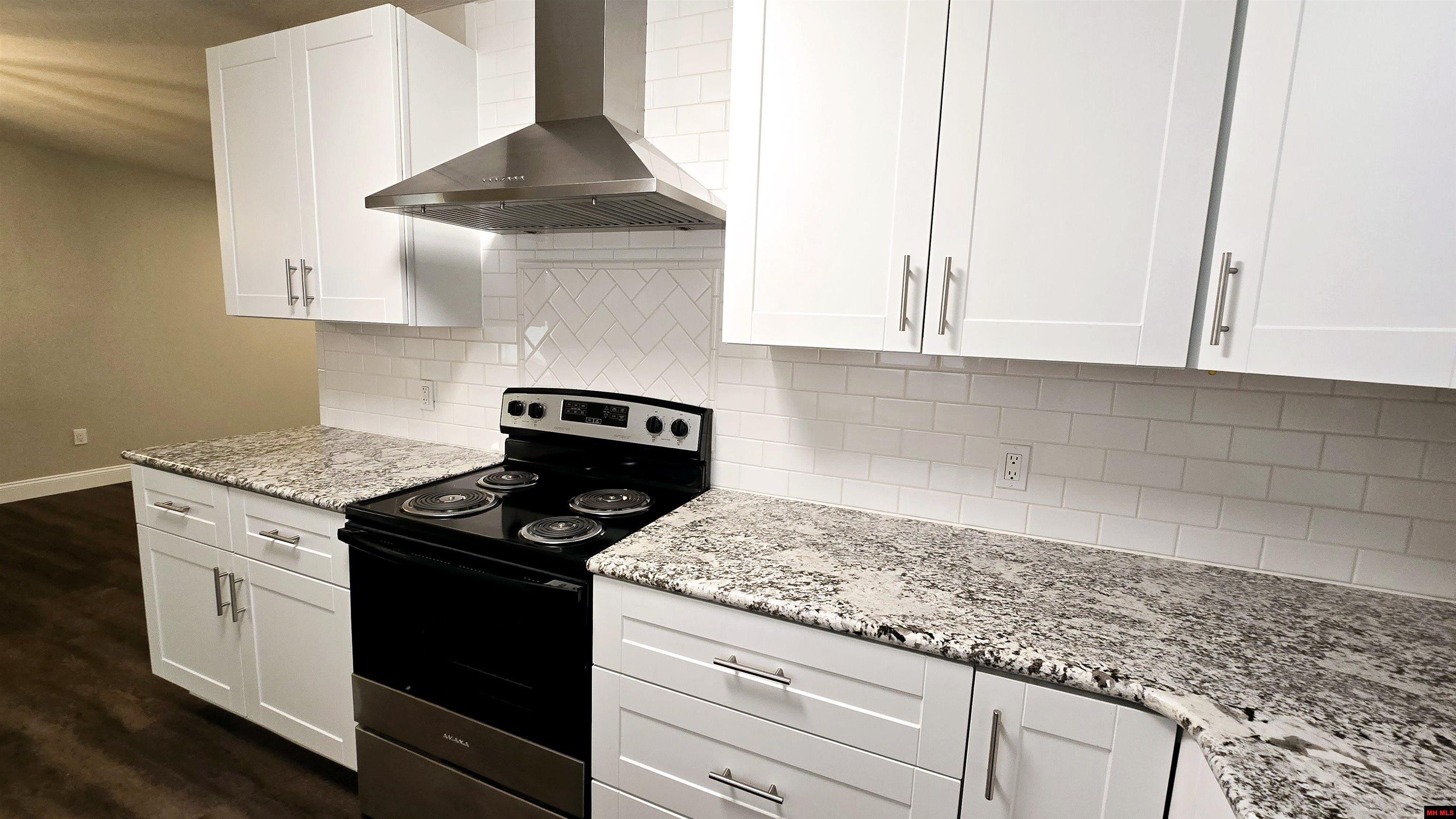 1125 MEADOWBROOK DRIVE Mountain Home, AR 72653