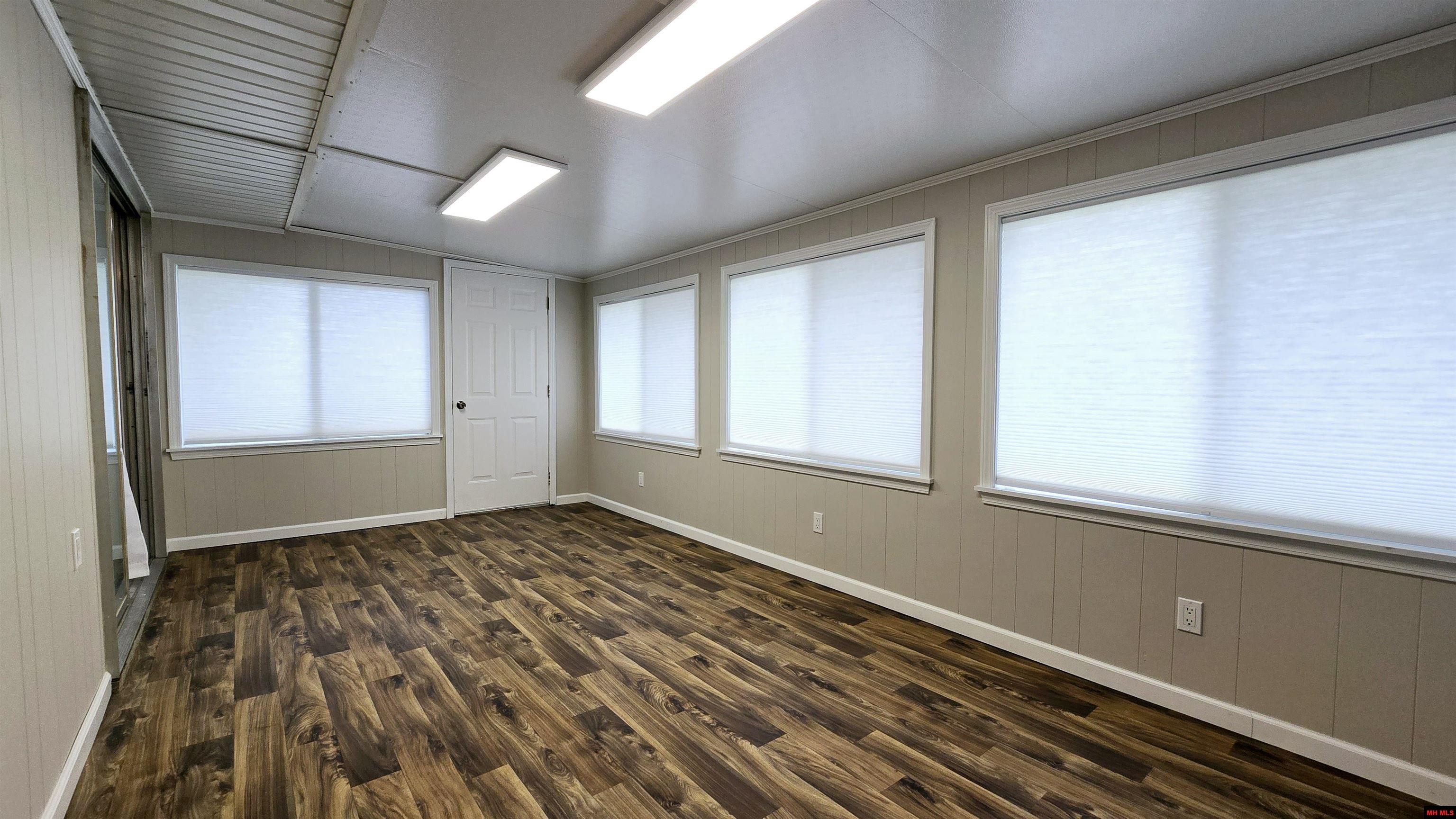 1125 MEADOWBROOK DRIVE Mountain Home, AR 72653