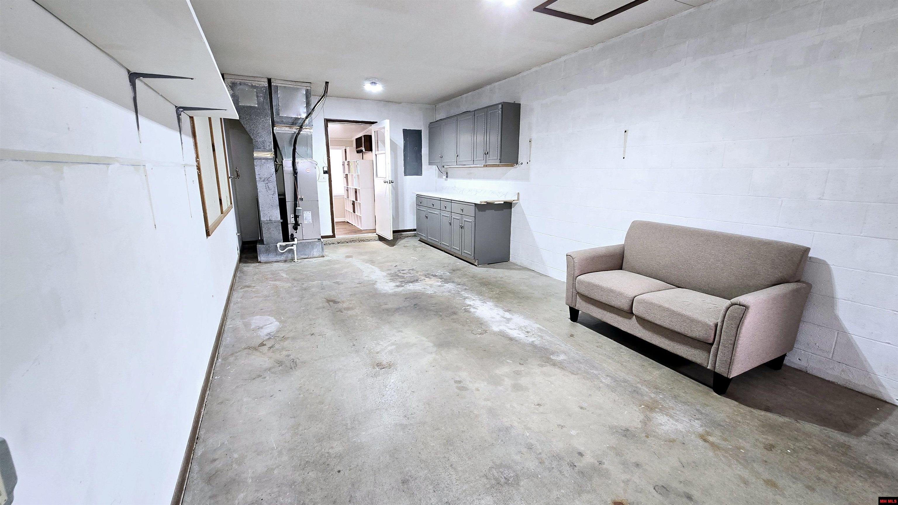 1125 MEADOWBROOK DRIVE Mountain Home, AR 72653