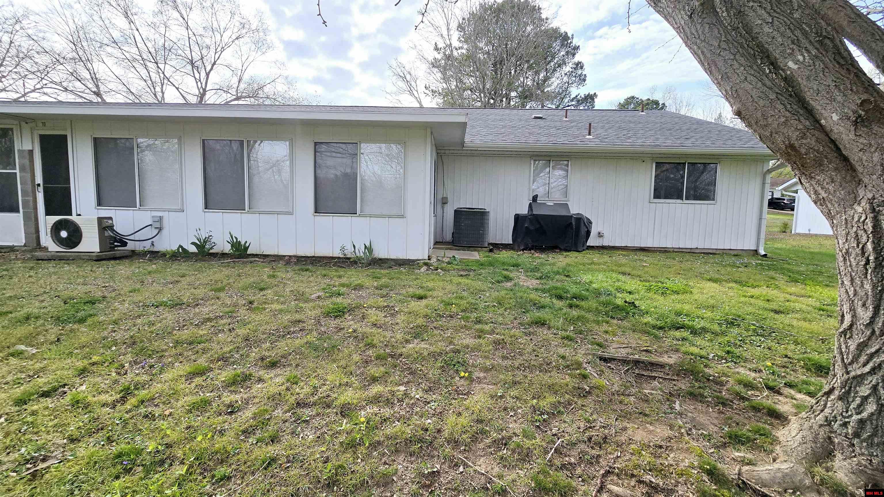 1125 MEADOWBROOK DRIVE Mountain Home, AR 72653