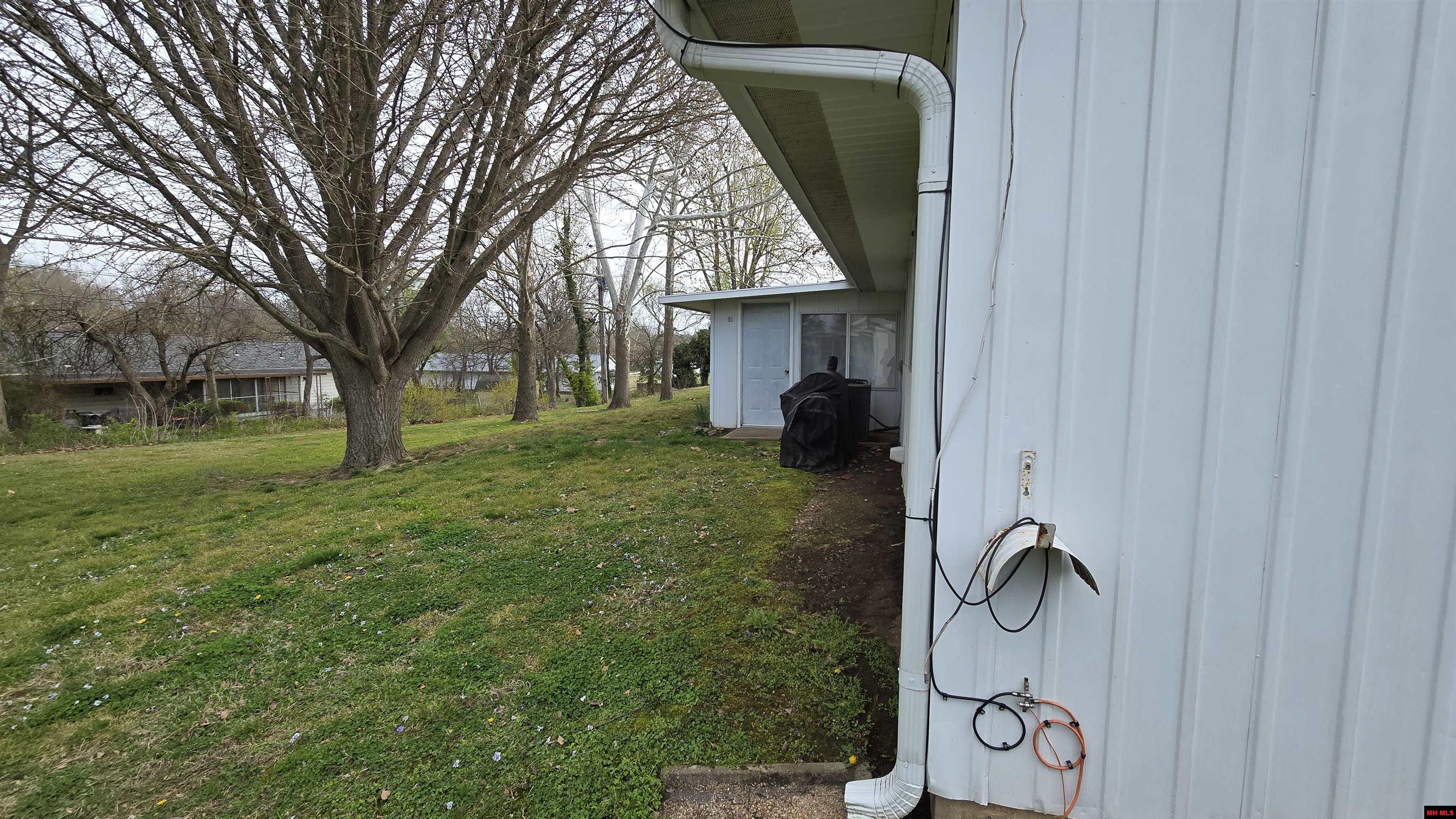 1125 MEADOWBROOK DRIVE Mountain Home, AR 72653